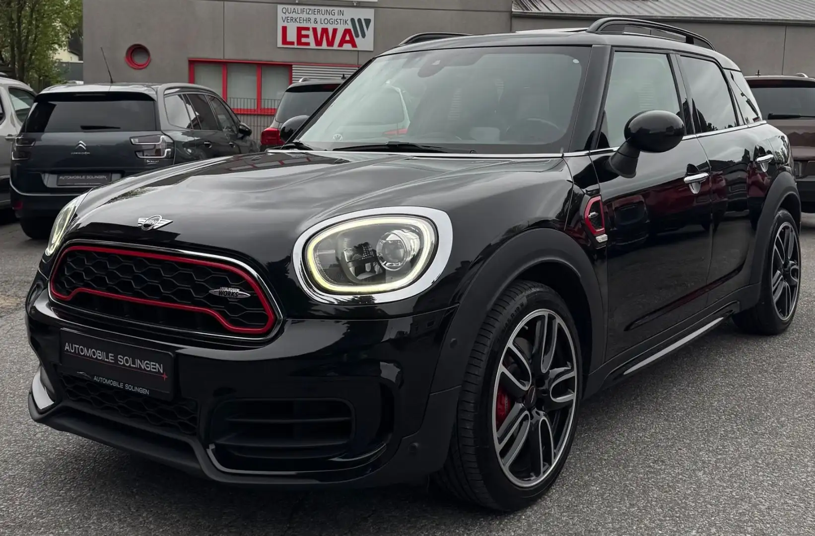 MINI John Cooper Works Countryman JCW All4 AUT+NAV+SHZ+PANO+LED+HUD+AHK Noir - 1