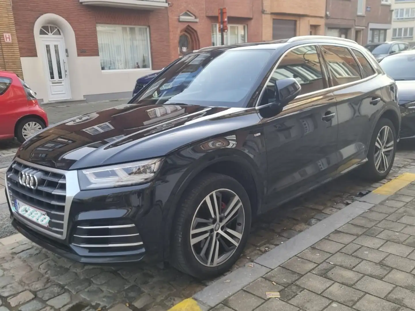 Audi Q5 2.0 TDI 163 S tronic 7 Quattro Noir - 1