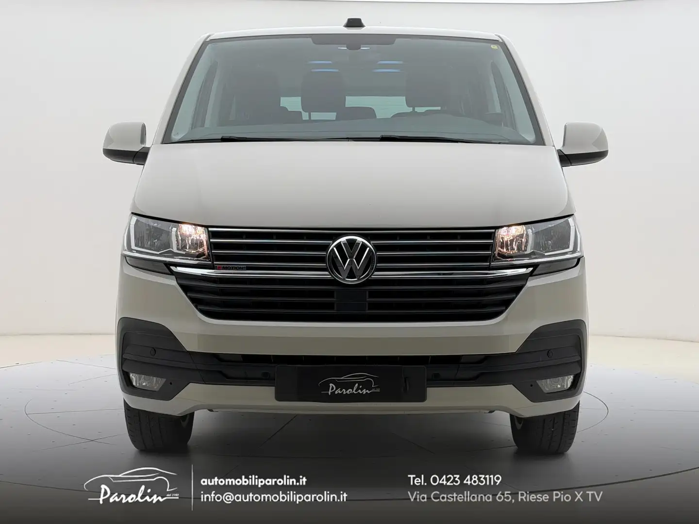 Volkswagen T6.1 Caravelle 4Motion DSG P.C. Cruise 9 posti +IVA Gris - 2