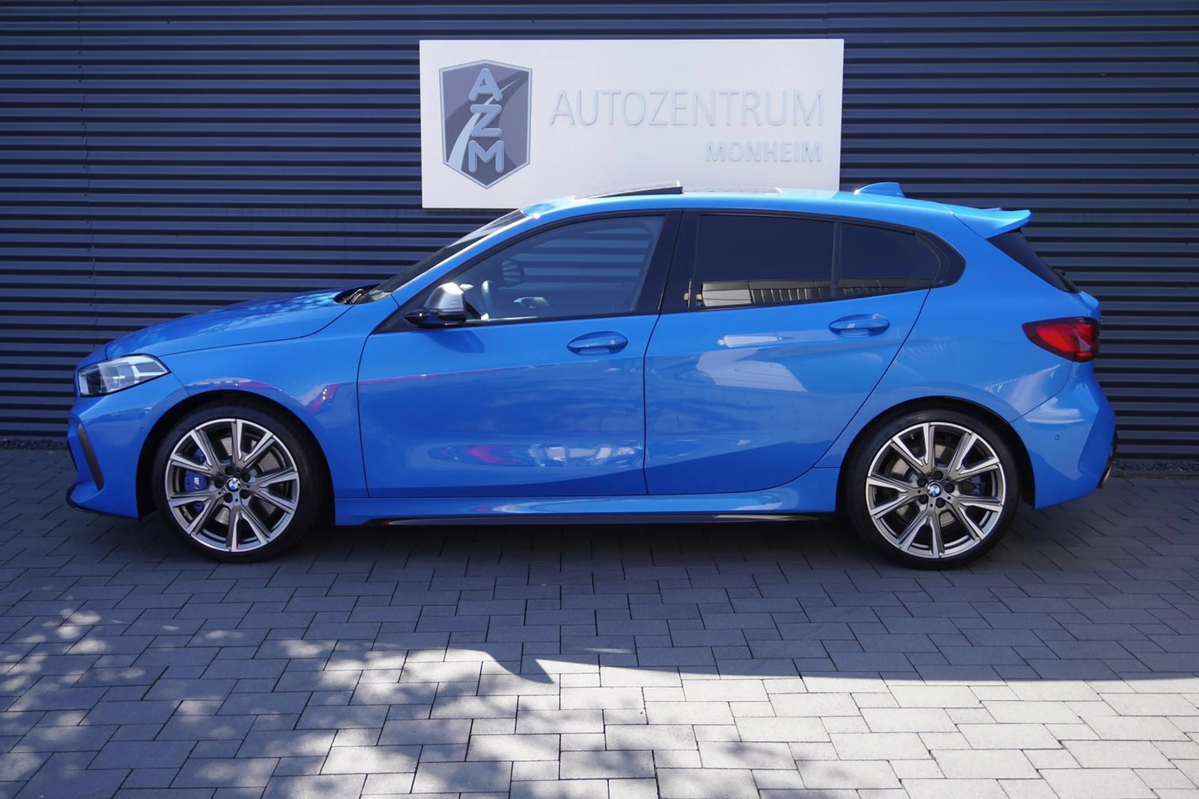 BMW 135 xDrive|PANORAMA|VIRTUAL|SHADOW|HEAD-UP|NAVI — photo 5