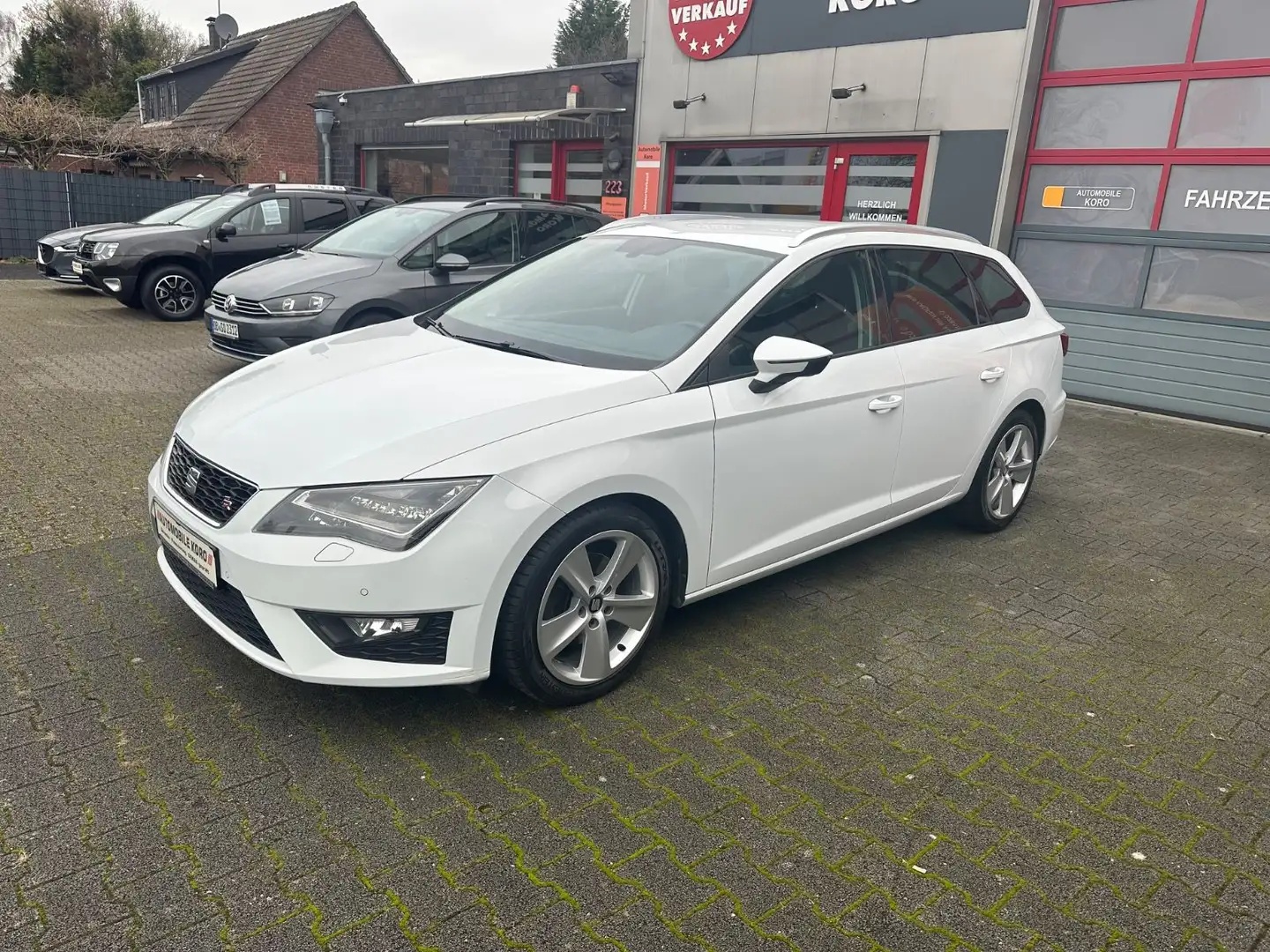 SEAT Leon ST FR/Navi/LED/DSG/17Zoll/Alcantara/ Blanco - 2