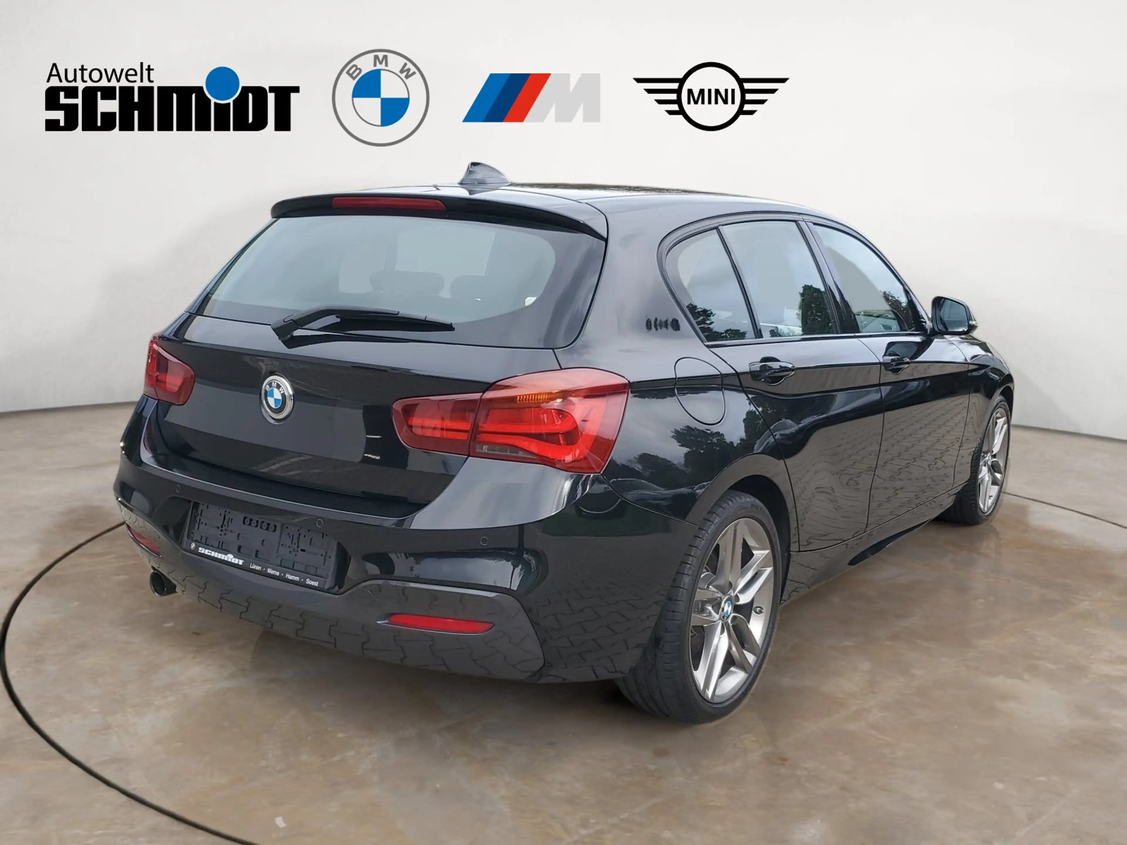 BMW 118 i 5-Türer M Sport + GARANTIE — photo 6