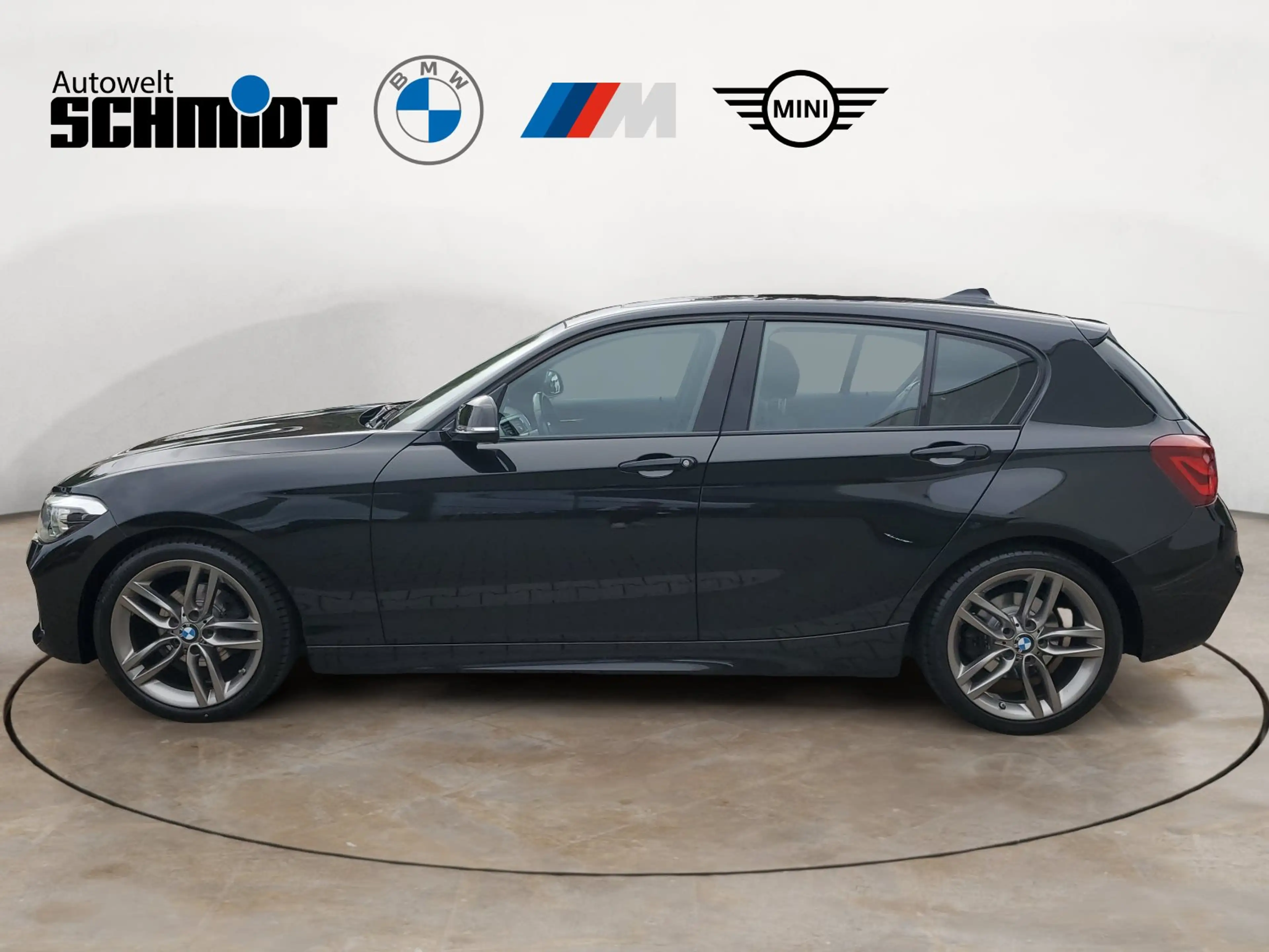 BMW 118 i 5-Türer M Sport + GARANTIE — photo 3