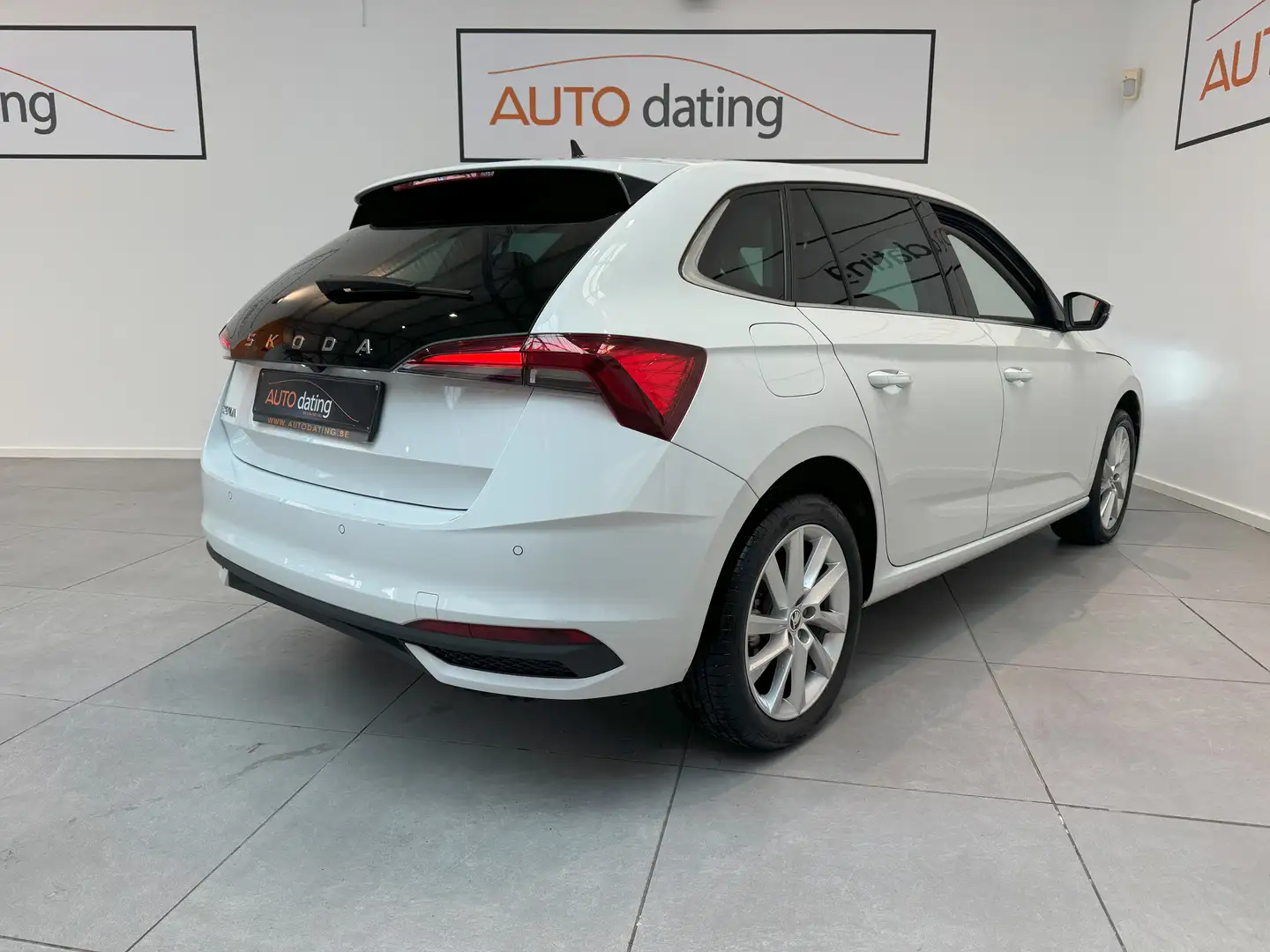 Skoda Scala Scala 1.0 TSI Selection DSG Weiß - 2