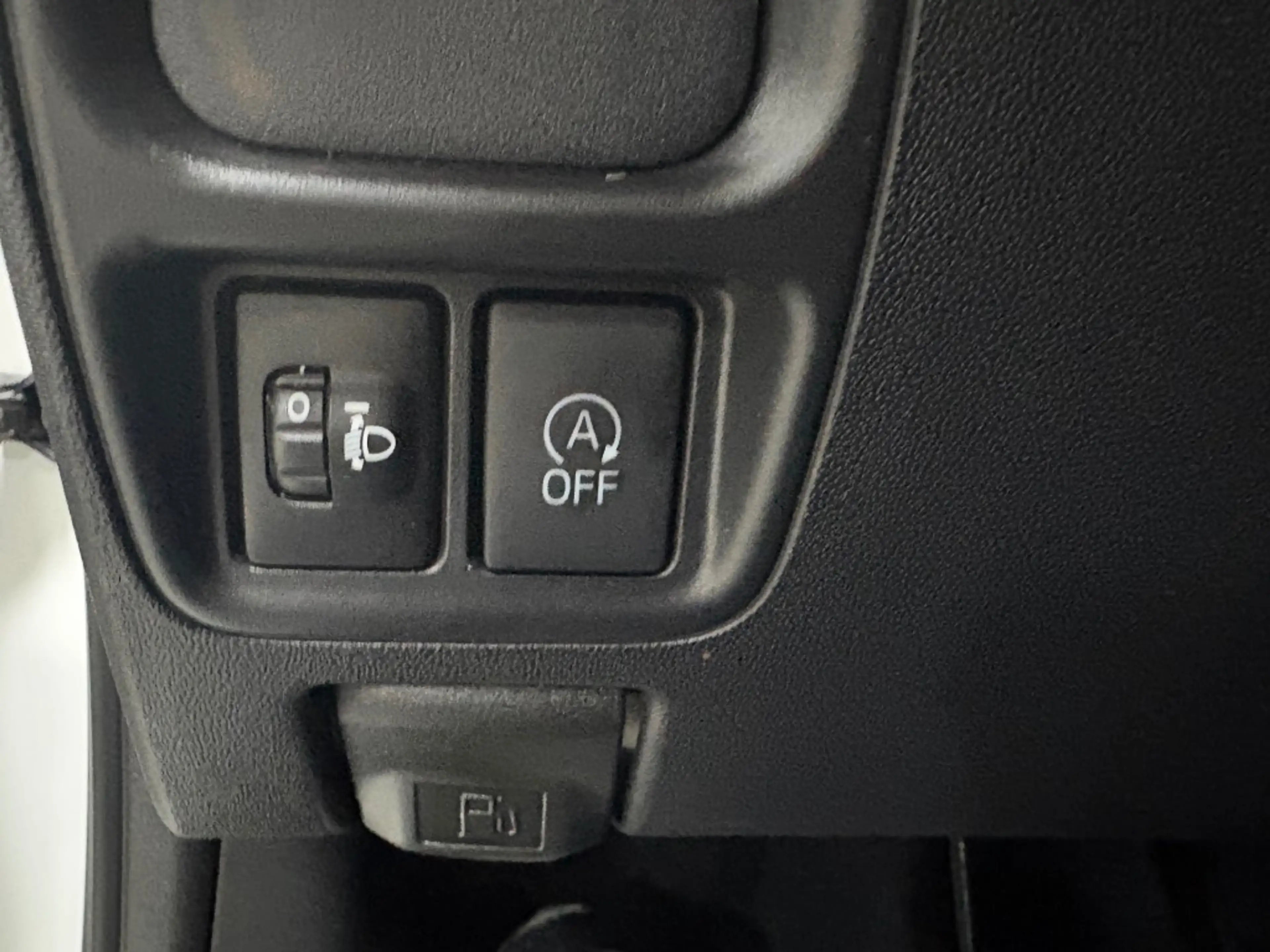 Peugeot 108 1.0 E-VTI STYLE / AIRCO / BLUETOOTH / DAB RADIO / — photo 14