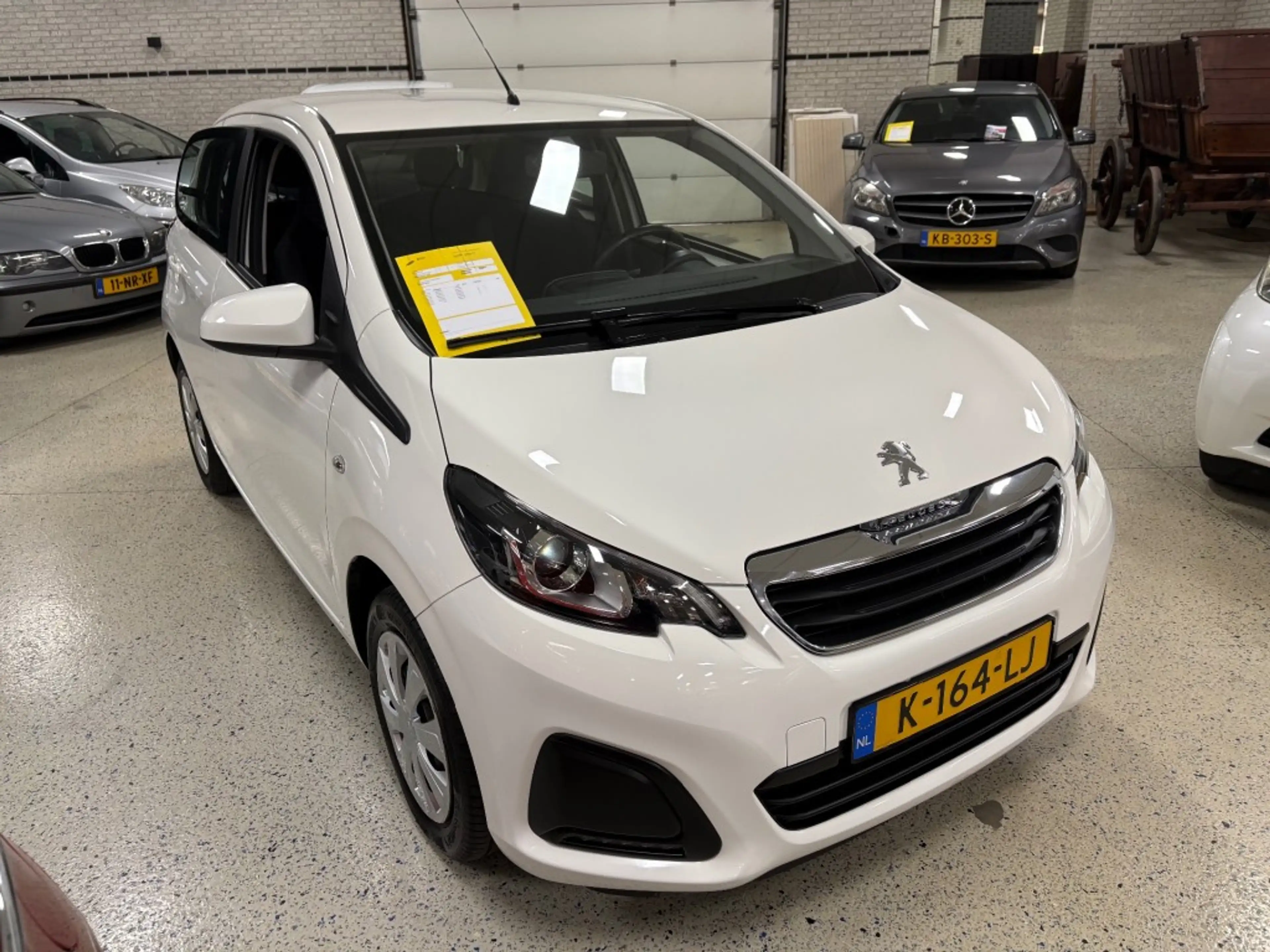 Peugeot 108 1.0 E-VTI STYLE / AIRCO / BLUETOOTH / DAB RADIO / — photo 4
