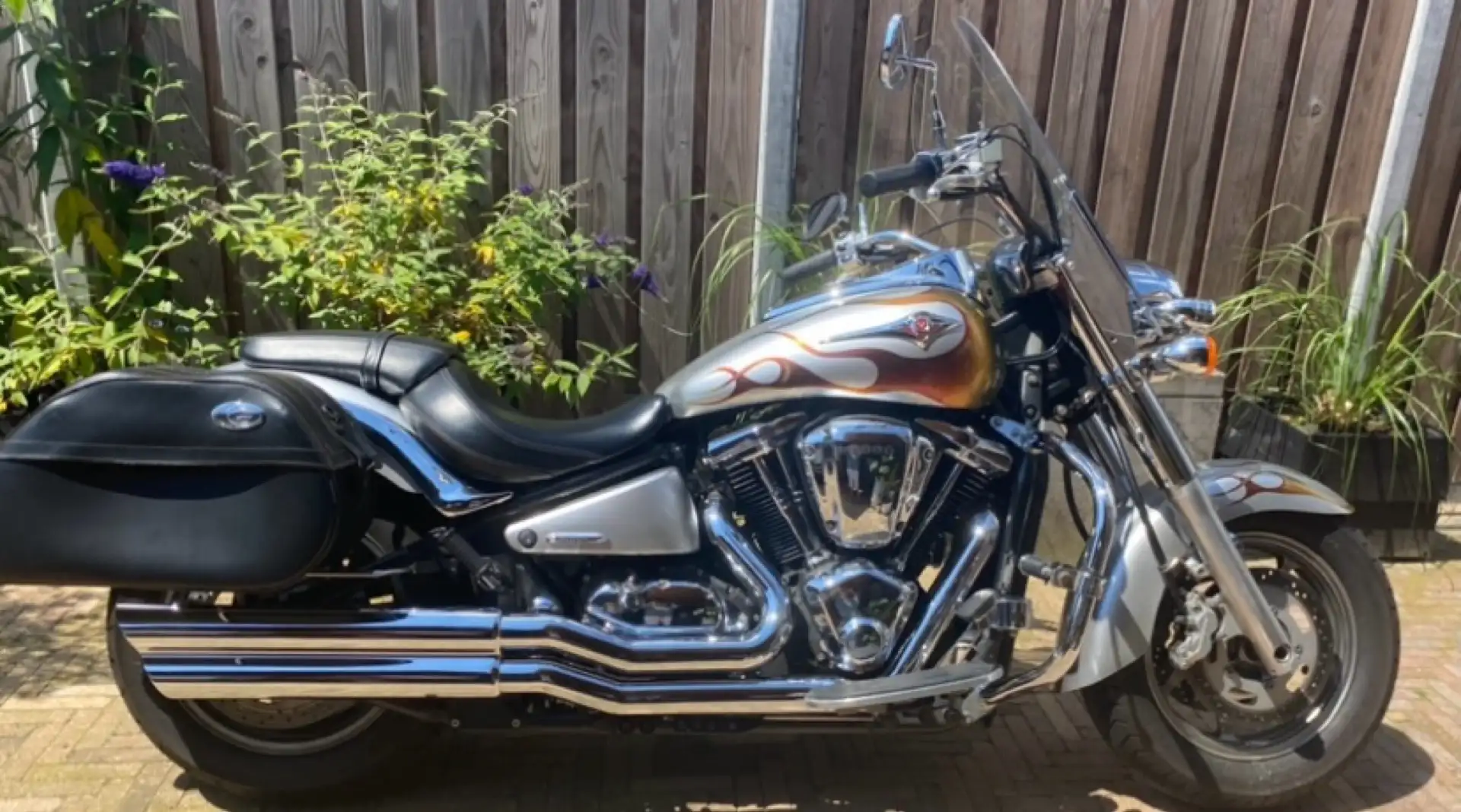 Kawasaki VN 2000 Argintiu - 1