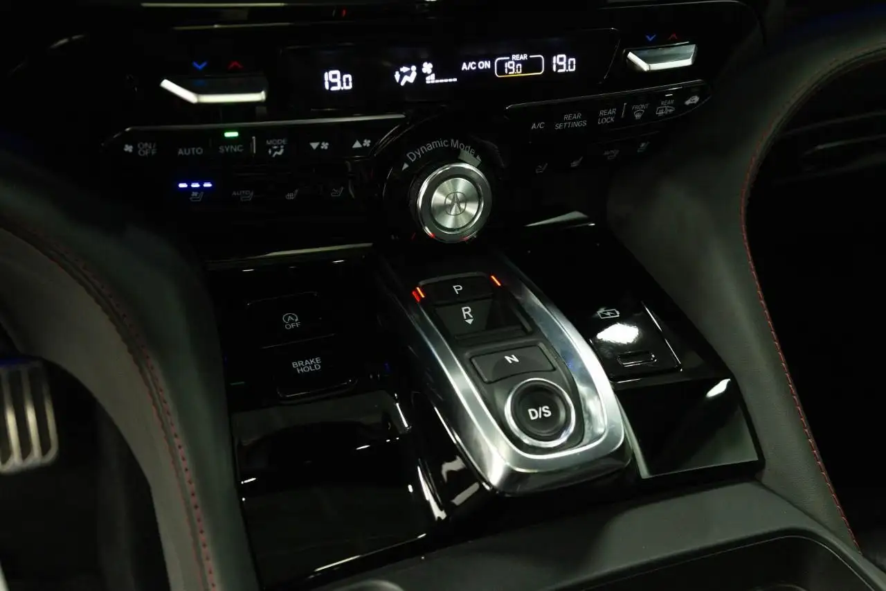 Acura MDX снимка Acura MDX