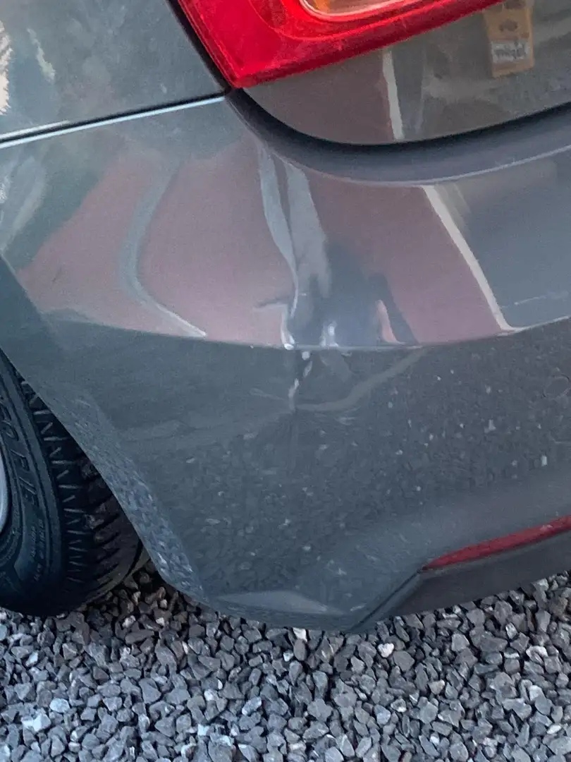 Audi A1 Sportback 1.4 TDi ultra Gris - 1