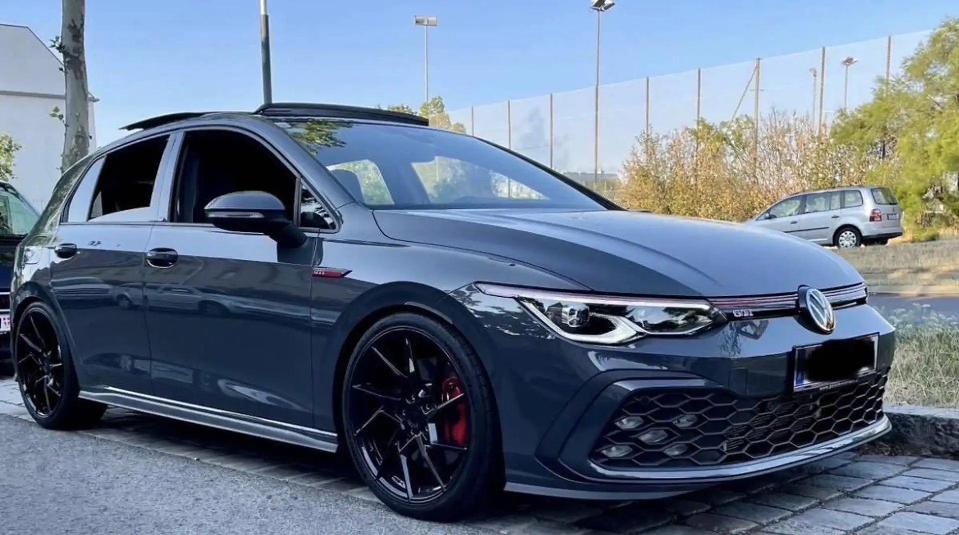 Volkswagen Golf GTI DSG - 1