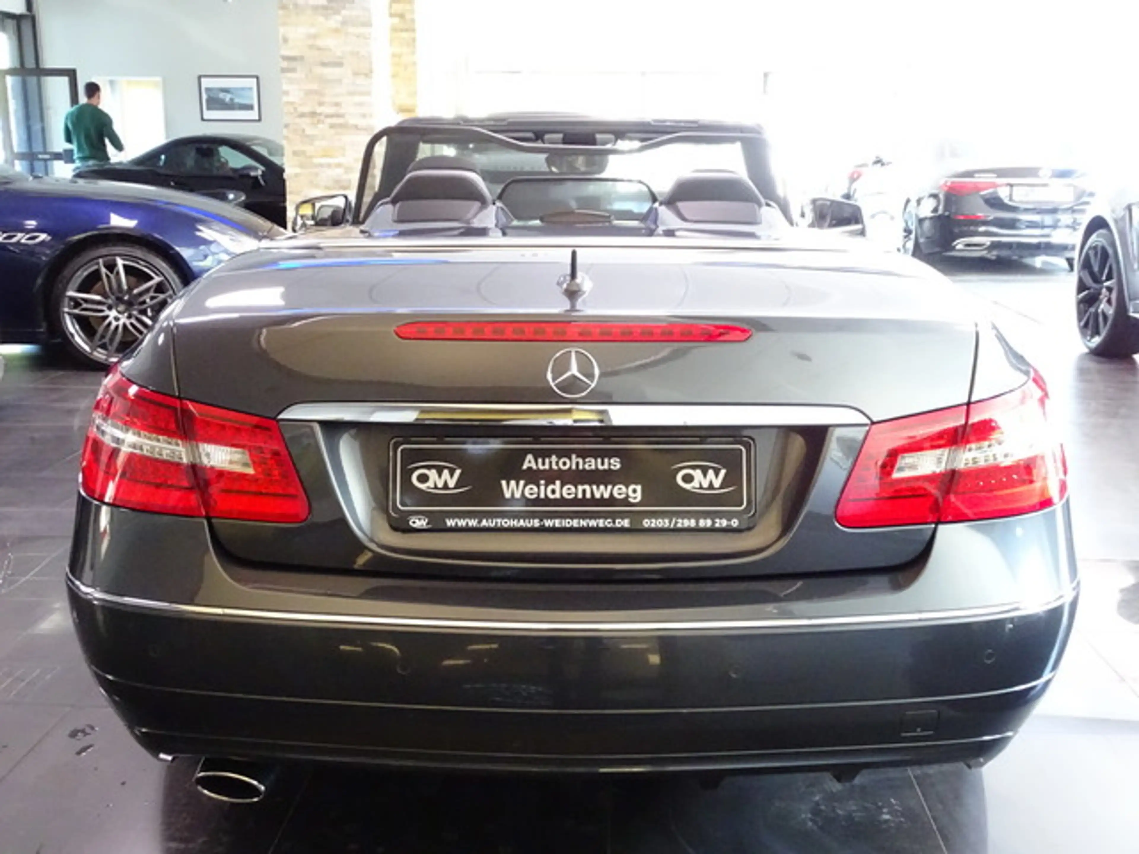 Mercedes-Benz E 250 Cabrio Autom.Leder Navi Airsc.Xenon PDC — photo 8