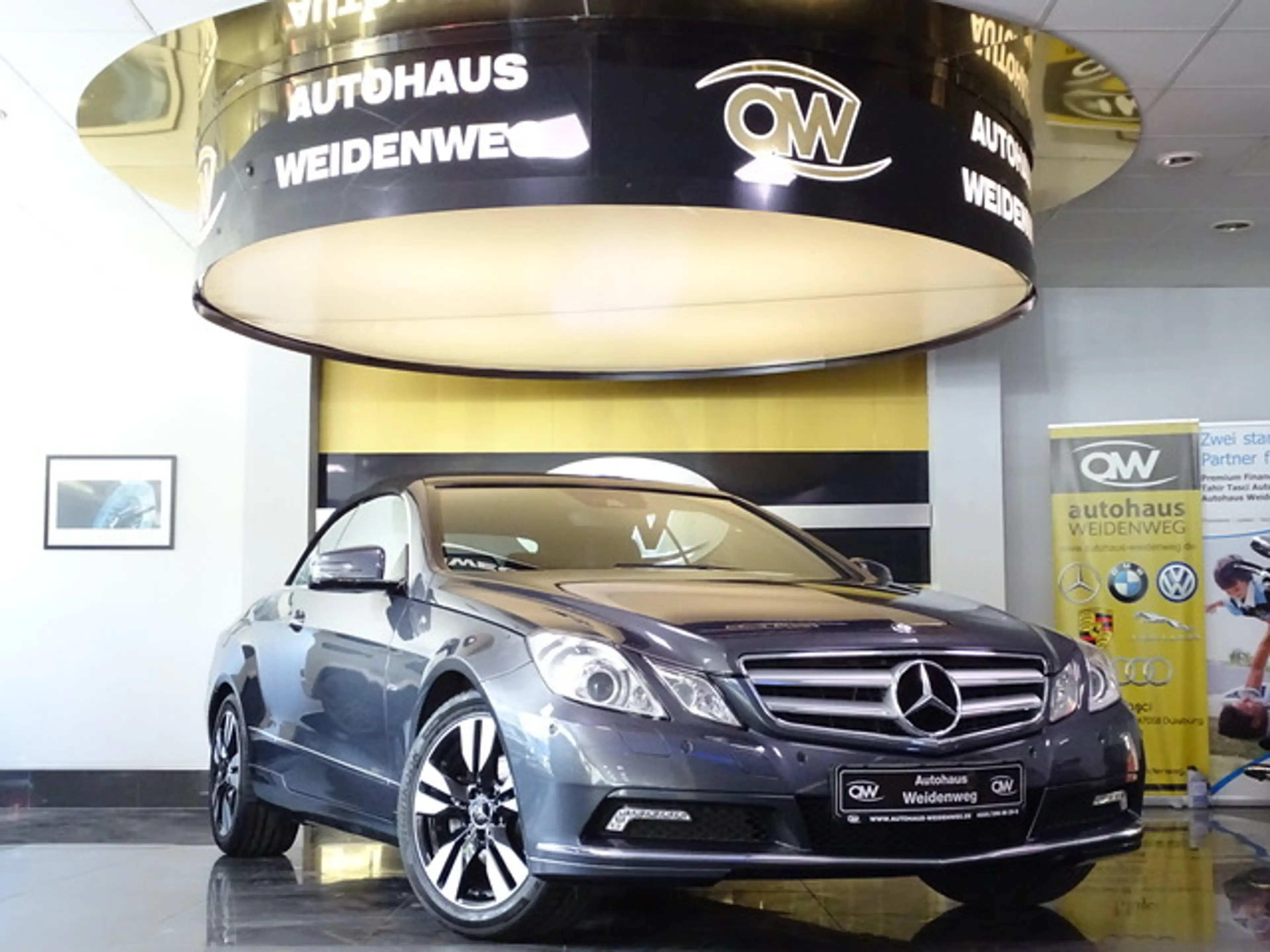 Mercedes-Benz E 250 Cabrio Autom.Leder Navi Airsc.Xenon PDC — photo 3