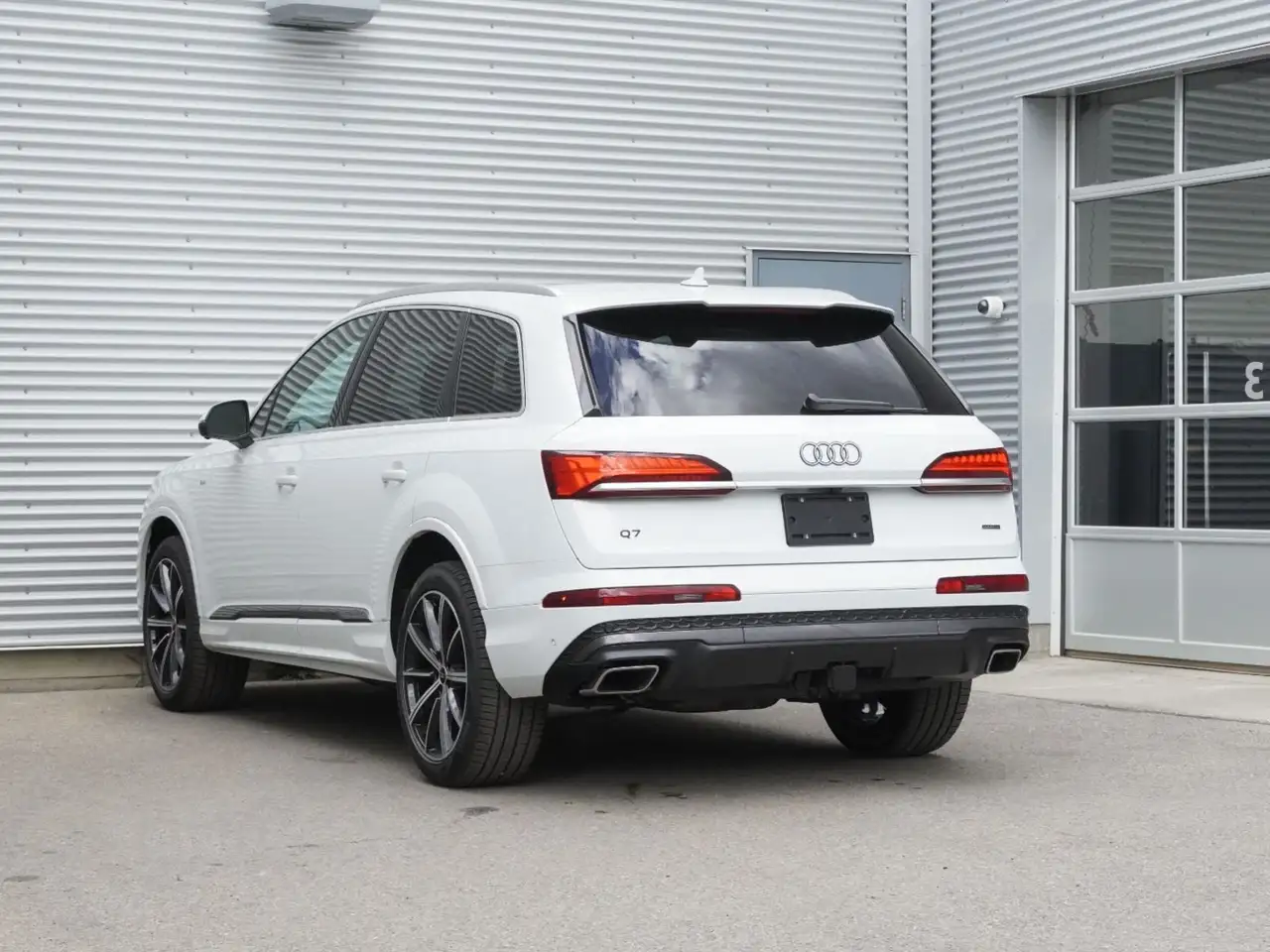 Audi Q7 photo Audi Q7