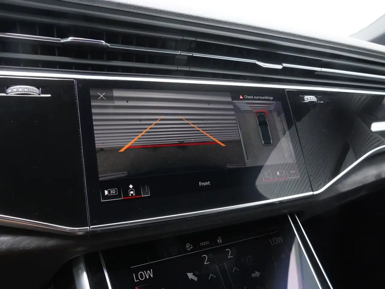 Audi Q7 photo Audi Q7
