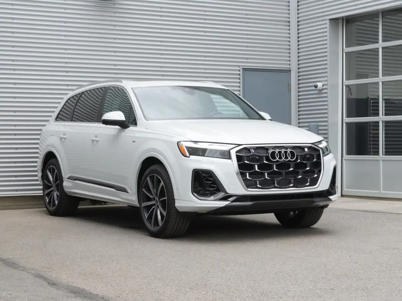 Audi Q7 photo Audi Q7