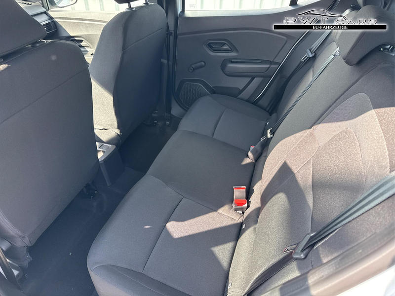 Dacia Sandero Essential TCe 90 PS Klima-DAB-LED-Tempomat-Limi... — photo 9