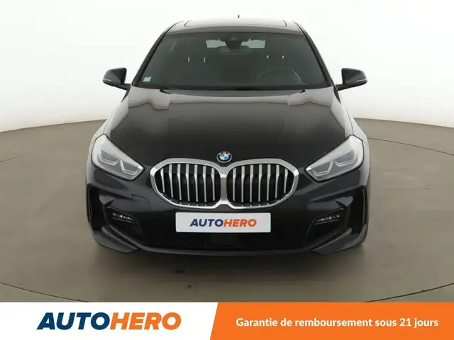 BMW 1 Series view 9
