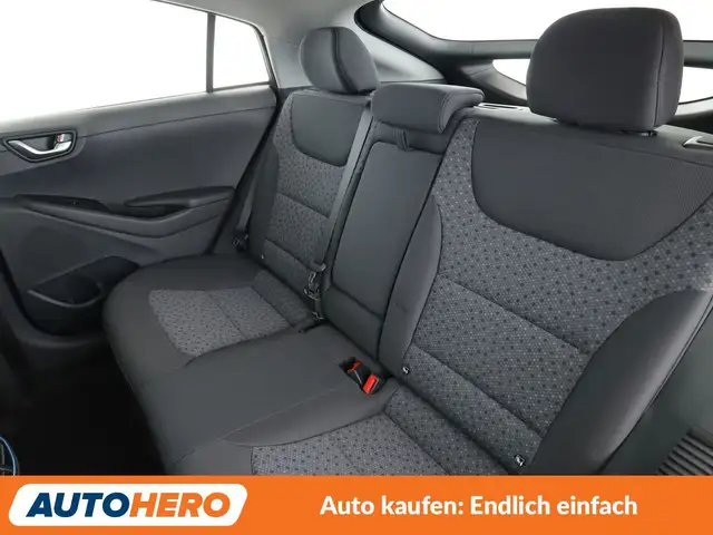 Hyundai Ioniq view 14