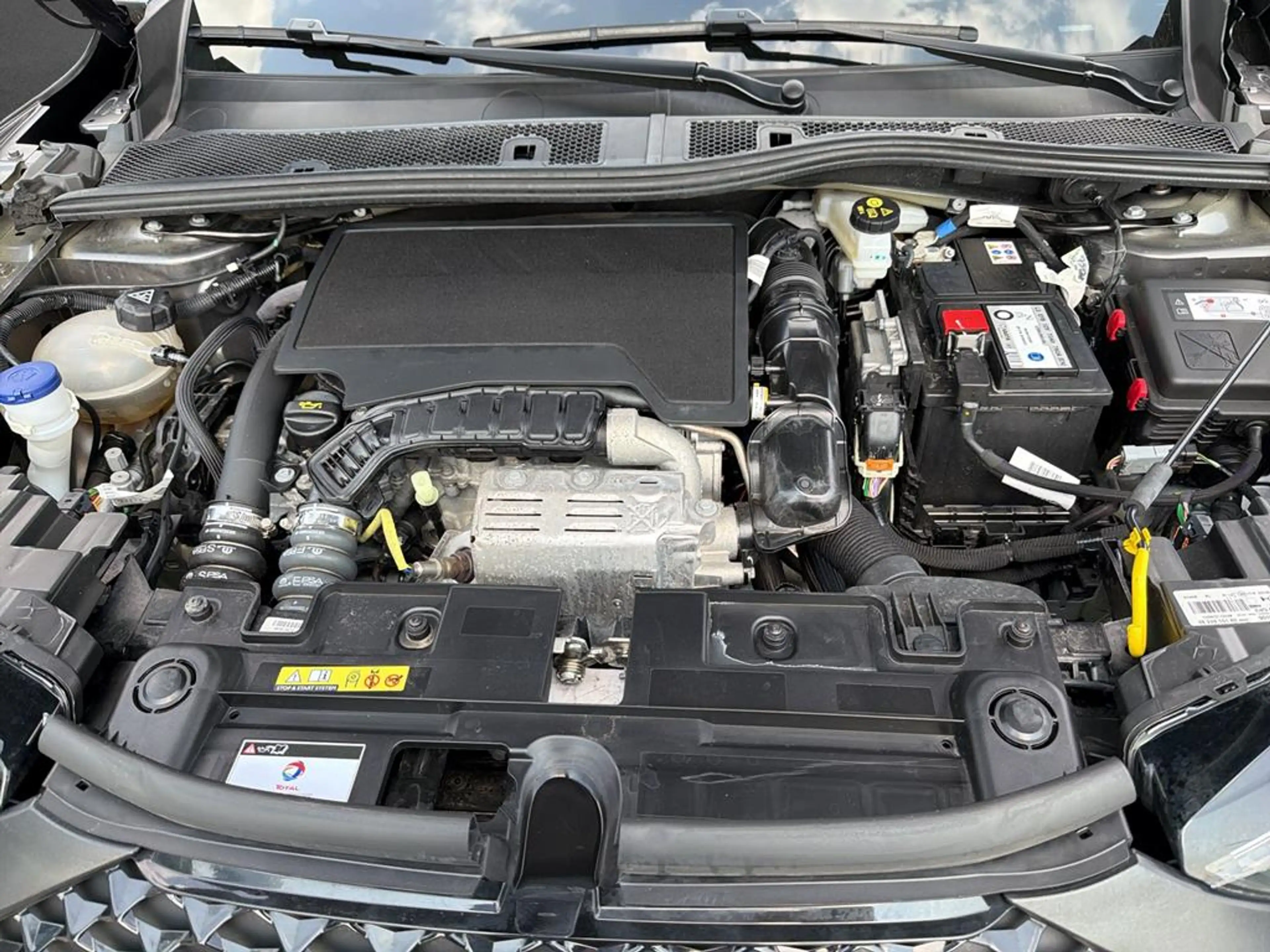 DS Automobiles DS 3 Crossback Performance Line KLIMA+SITZHZG — photo 8