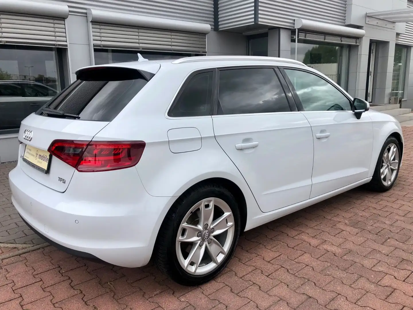 Audi A3 Sportback ambition/Navi/Sitzhz/Xenon Weiß - 2
