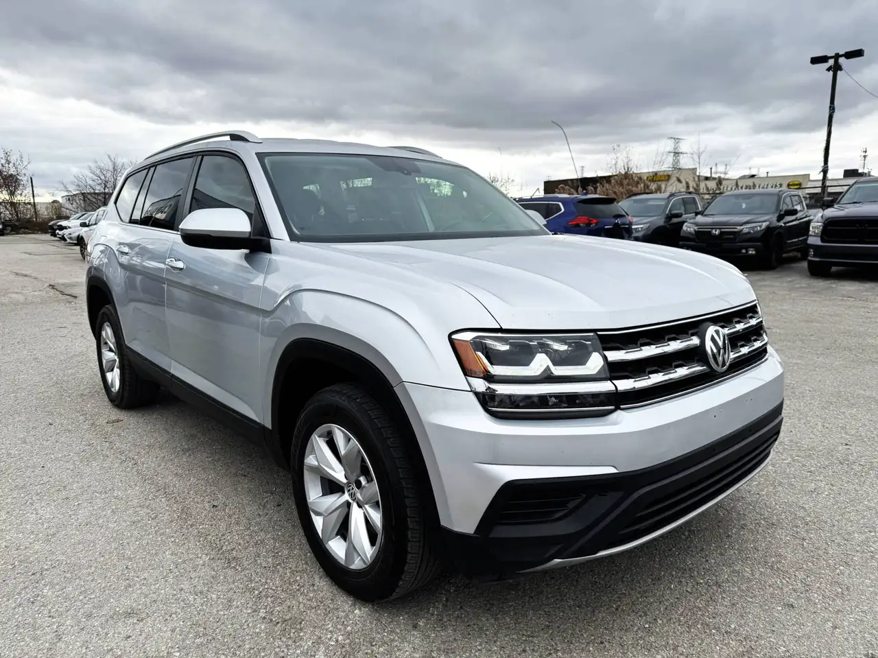Volkswagen Atlas снимка Volkswagen Atlas