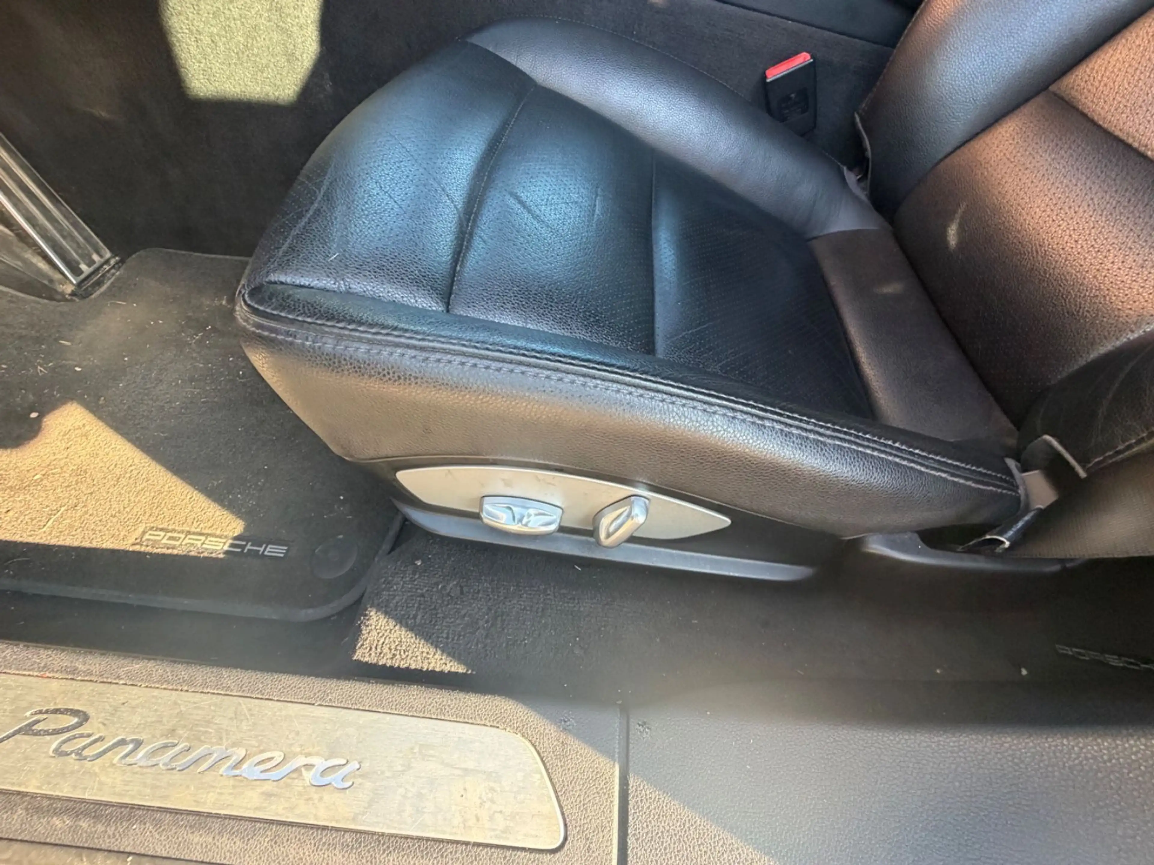 Porsche Panamera Diesel — photo 11