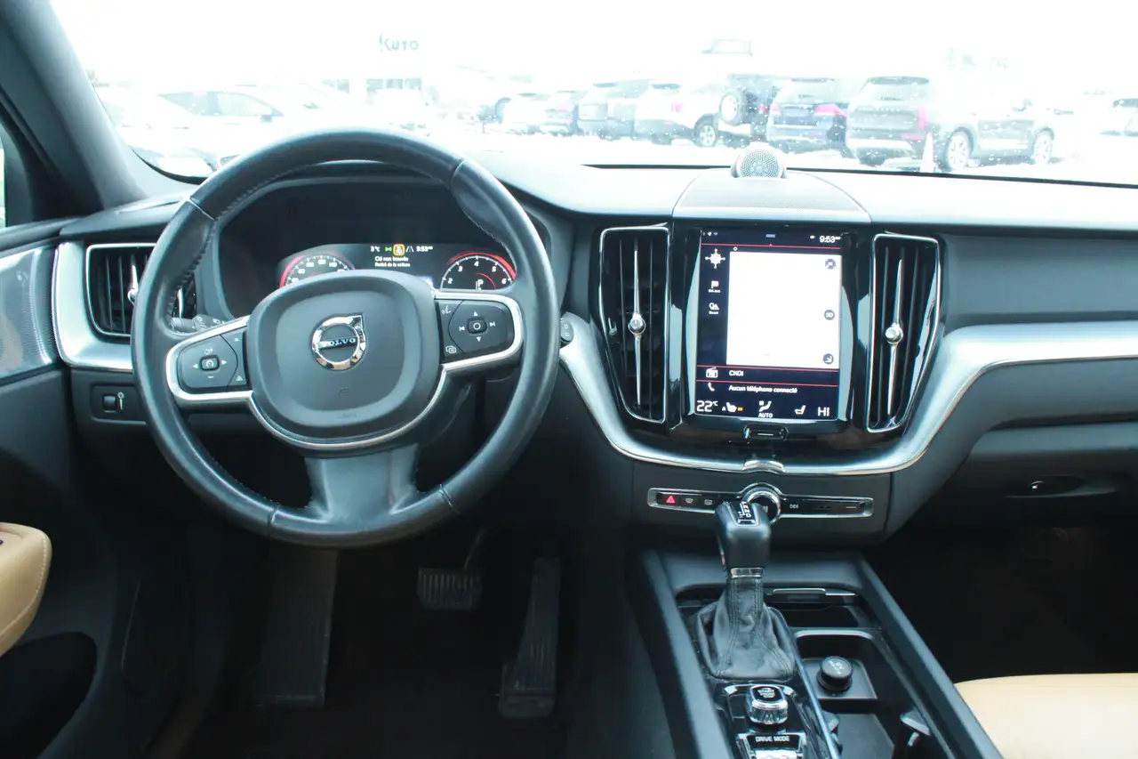 Volvo XC60 снимка Volvo XC60