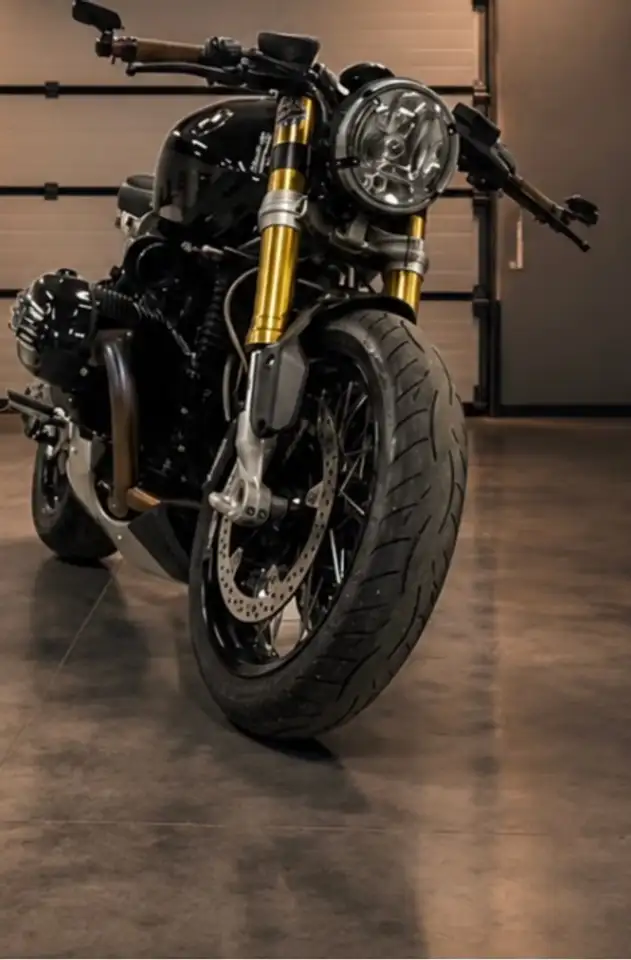 BMW R nineT