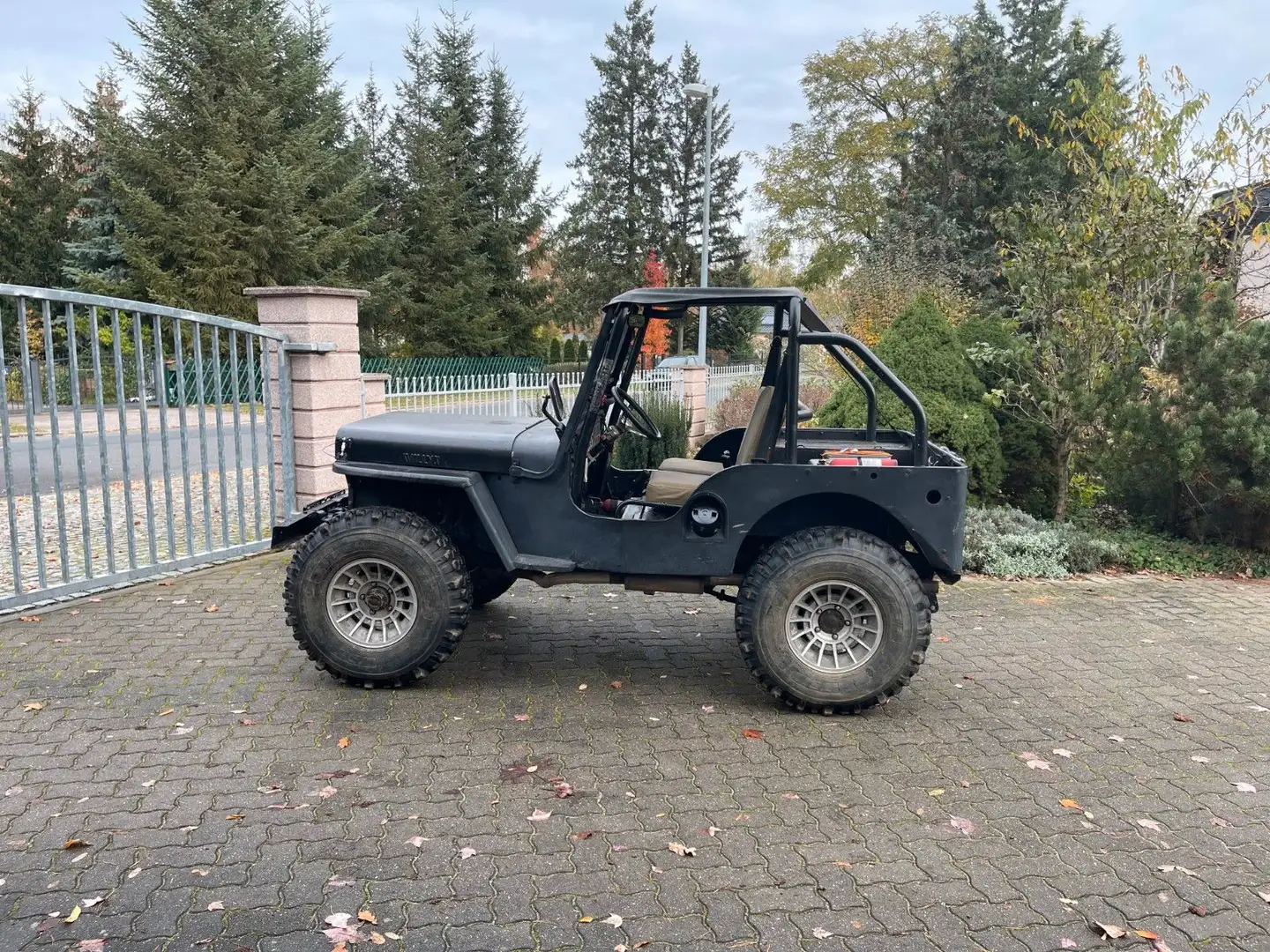 Jeep Willys CJ2A mit Chevy 350 V8 EFI Motor Szürke - 2