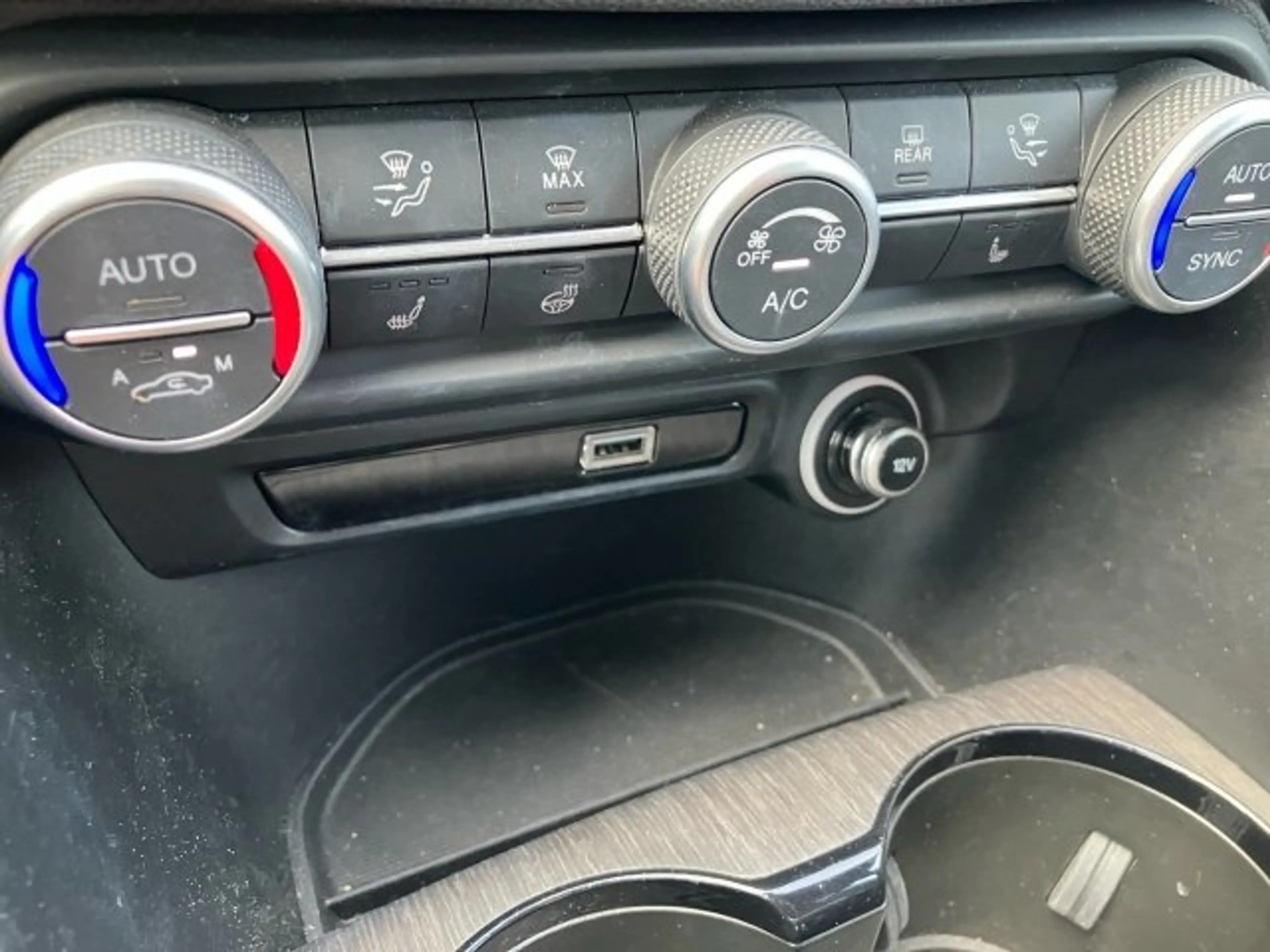 Alfa Romeo Giulia TI 210 Q4 — photo 12
