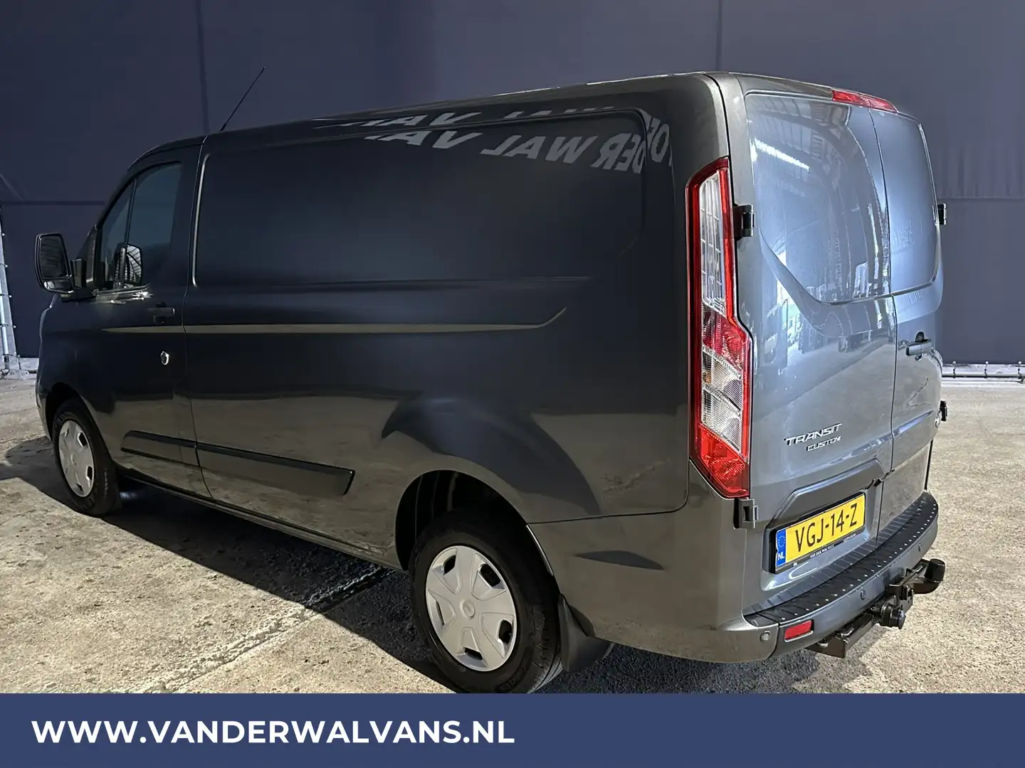 Ford Transit Custom 2.0 TDCI L1H1 Euro6 Airco | Camera | Apple Carplay Grijs - 2
