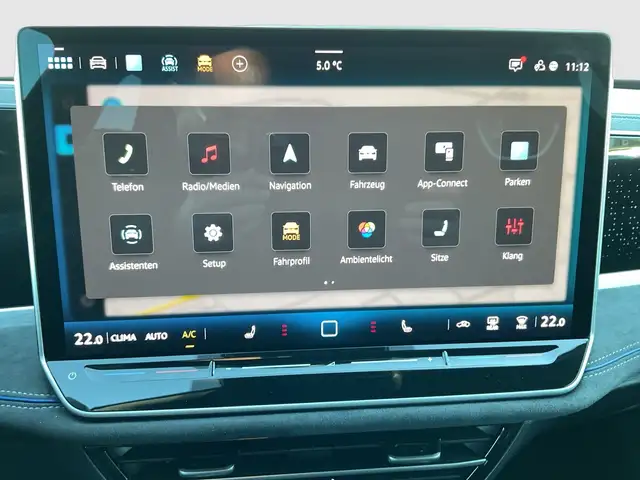 Volkswagen Passat view 12