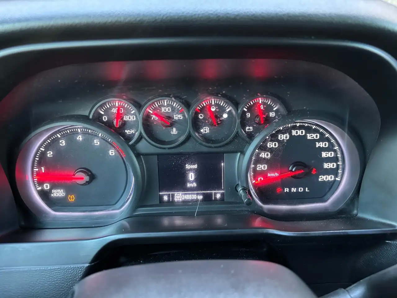 Chevrolet Silverado 1500 снимка Chevrolet Silverado 1500
