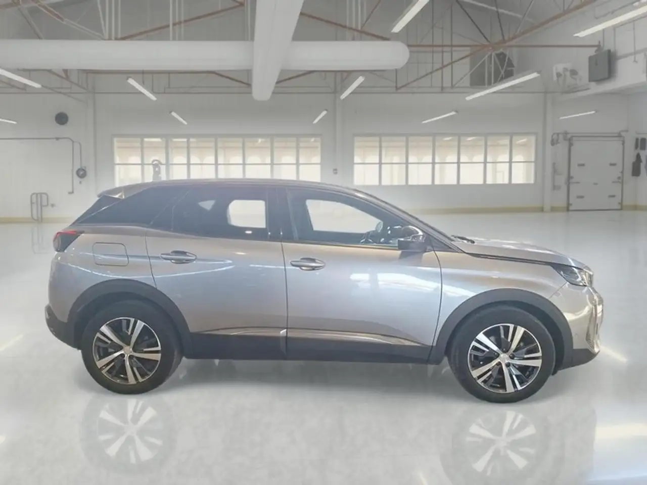 Peugeot 3008 BLUEHDI 130 EAT8 SES ALLURE SUV, миниатюра 3