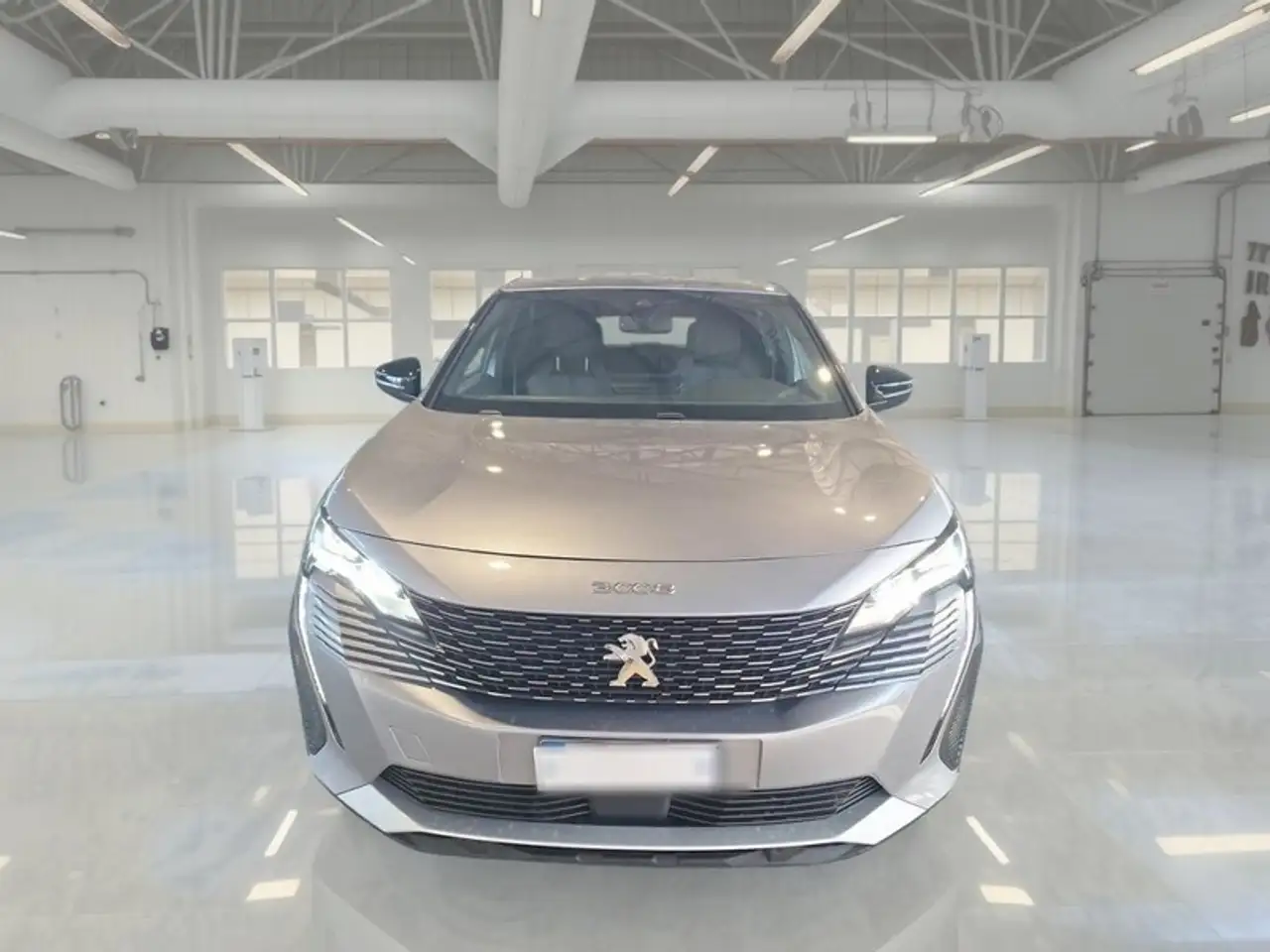Peugeot 3008 BLUEHDI 130 EAT8 SES ALLURE SUV, миниатюра 2