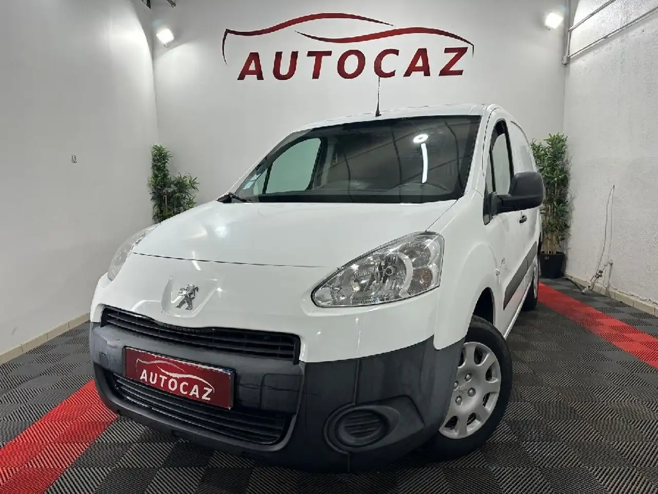 Peugeot Partner FOURGON ELECTRIC L1 CONFORT AVEC BATTERI