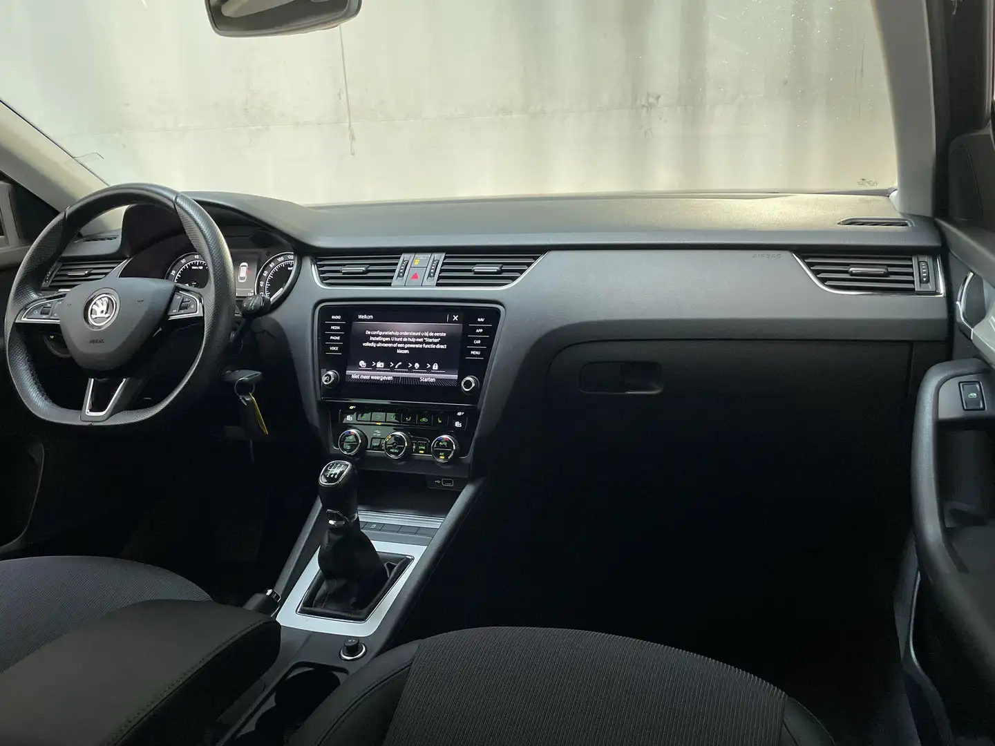 Skoda Octavia Combi 1.0 TSI Greentech Business Edition Navigatie Zwart - 2