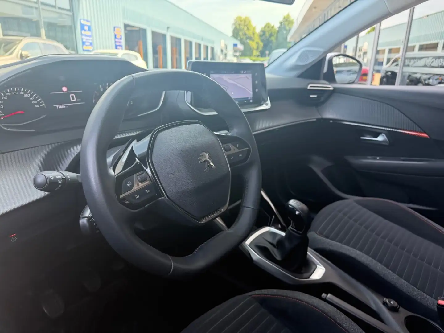 Peugeot 208 1.2 PT ACTIVE PACK AIRCO CRUISE NAVI PDC. Weiß - 2