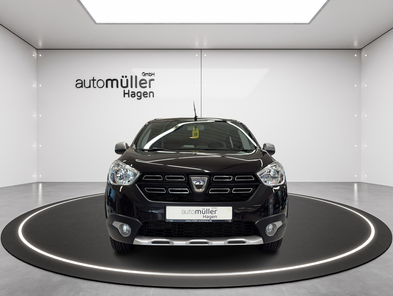Dacia Lodgy 1.3 TCe 130 Stepway Plus 7-Sitzer — photo 2