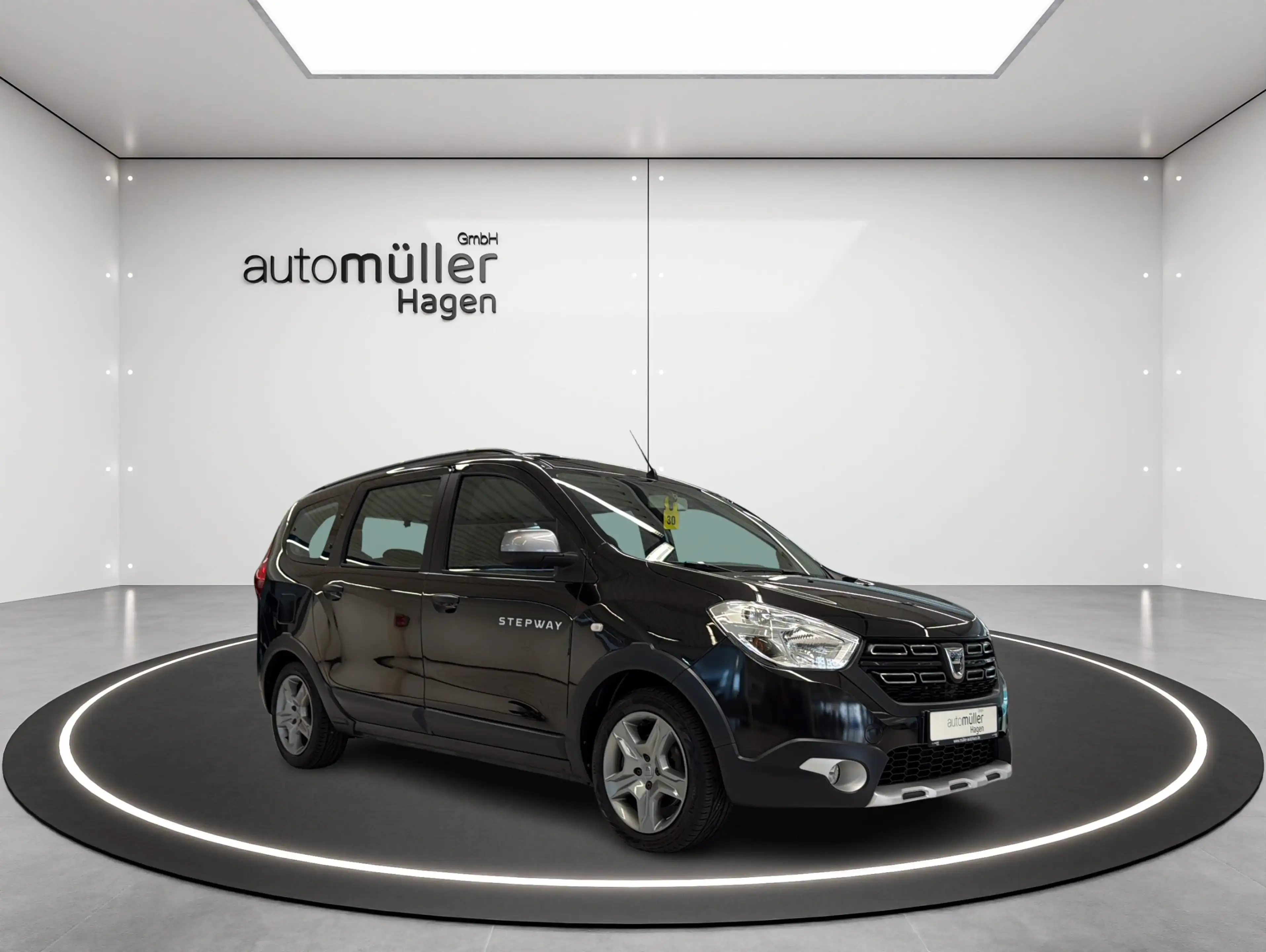 Dacia Lodgy 1.3 TCe 130 Stepway Plus 7-Sitzer