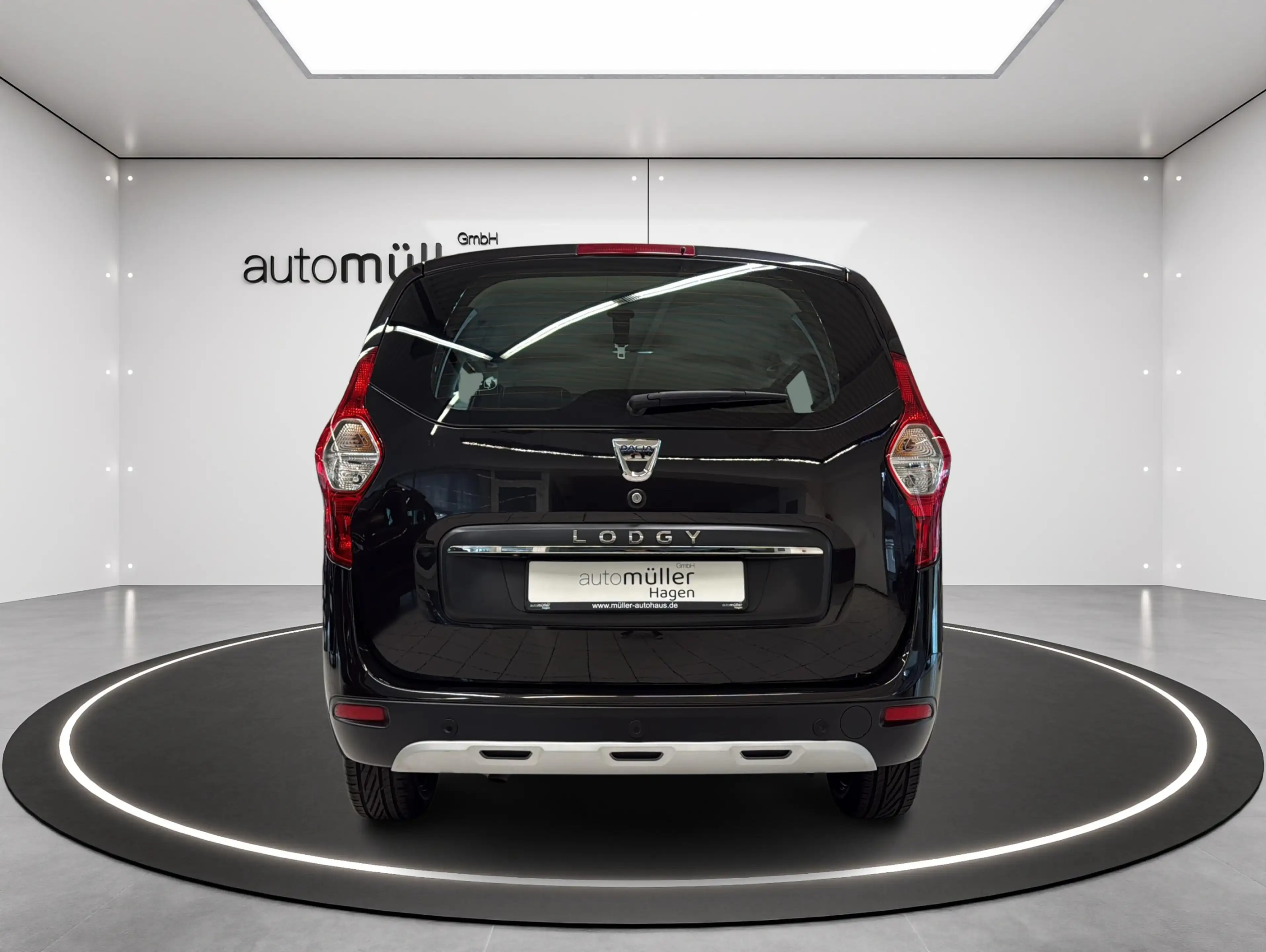 Dacia Lodgy 1.3 TCe 130 Stepway Plus 7-Sitzer — photo 5