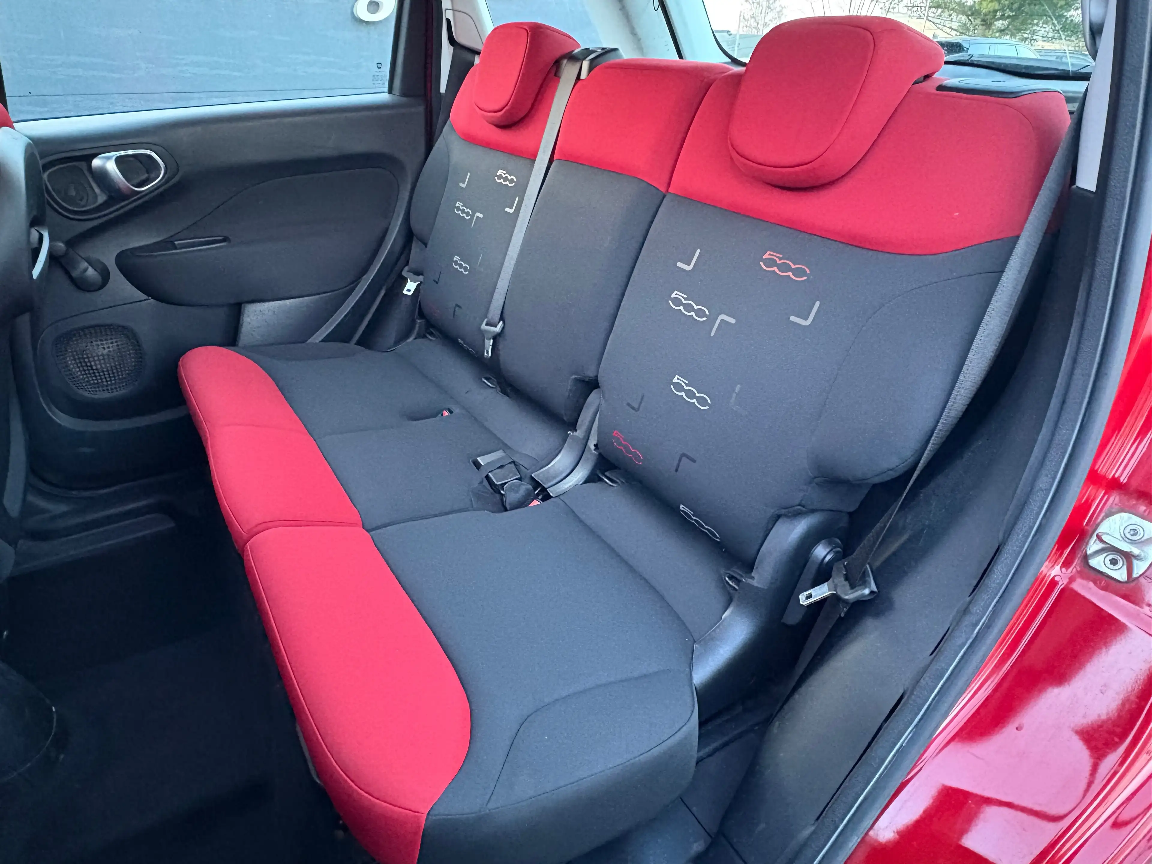 Fiat 500L 500L 1.4i_TOIT OUVR_CLIM_JANTES_BLUETOOTH — photo 12