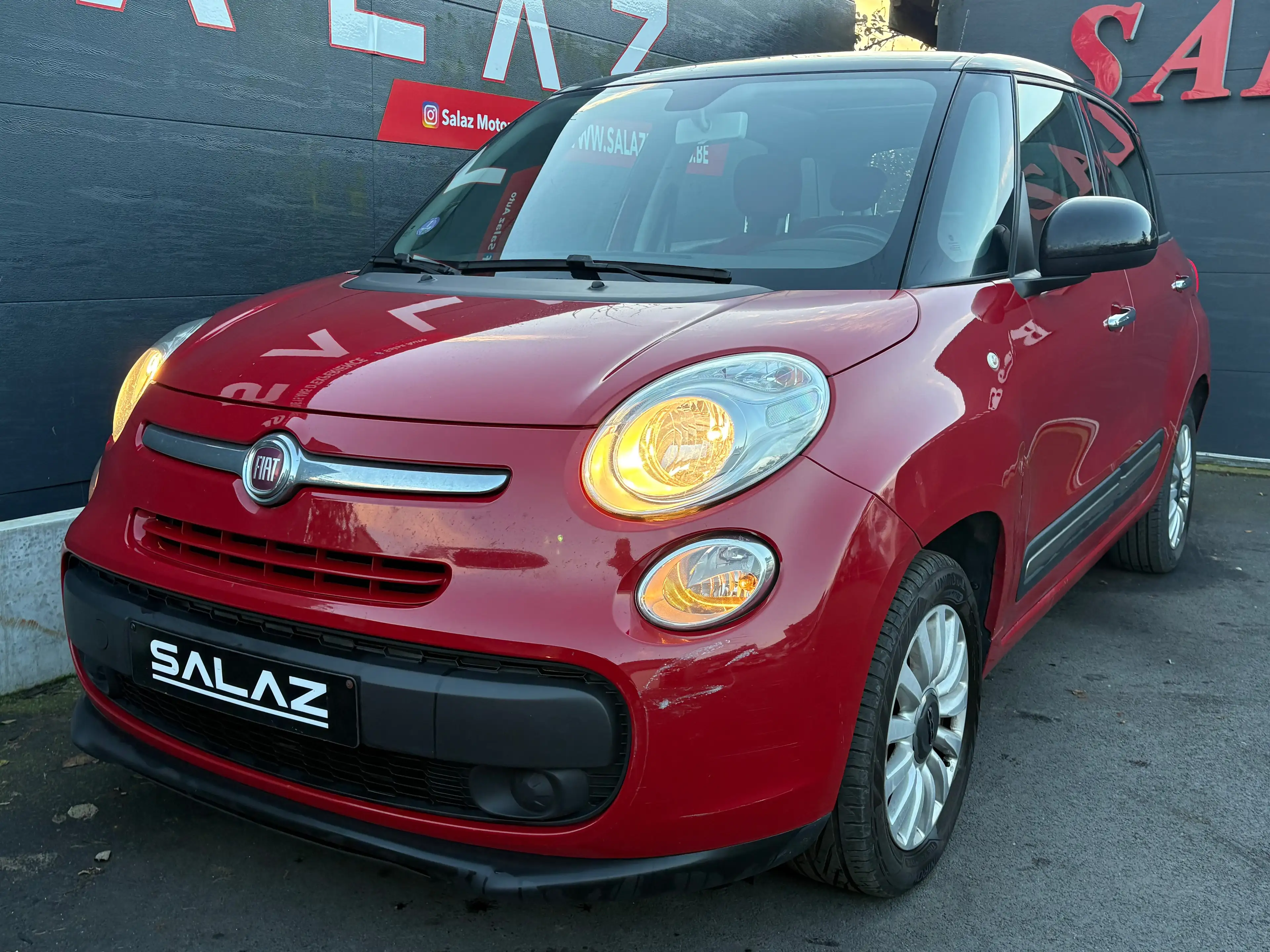 Fiat 500L 500L 1.4i_TOIT OUVR_CLIM_JANTES_BLUETOOTH — photo 7