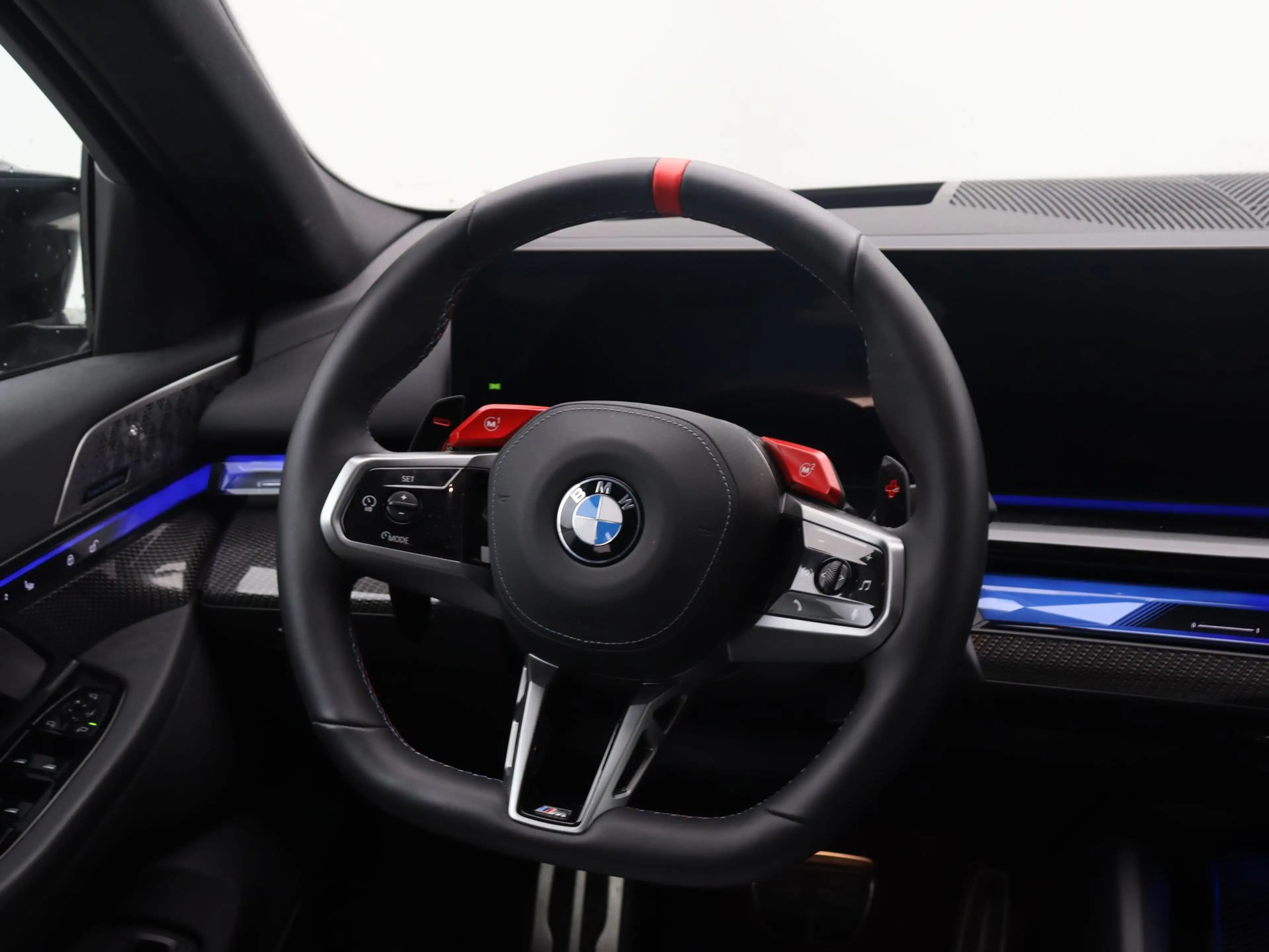 BMW M5 Touring — photo 2