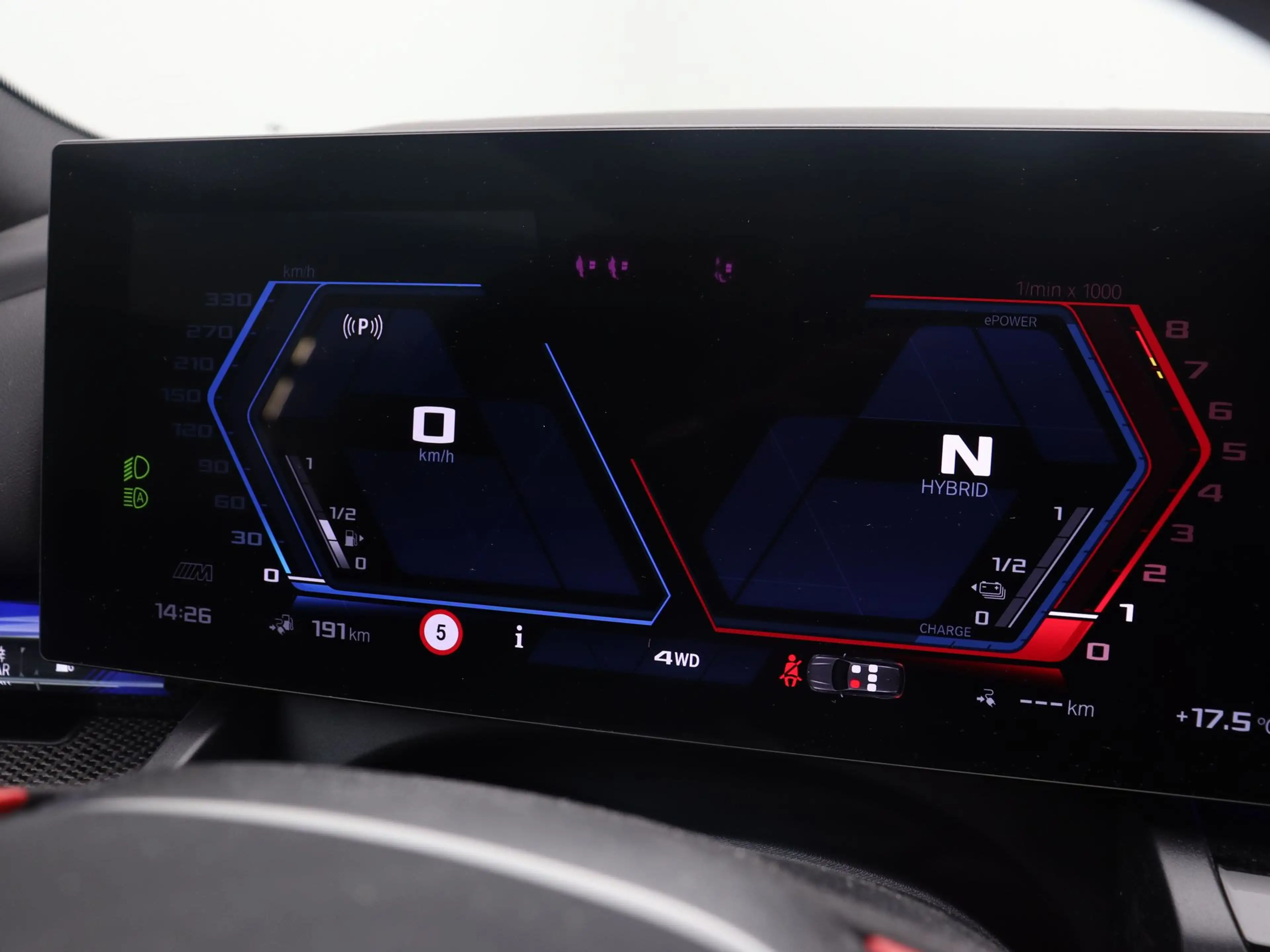 BMW M5 Touring — photo 3