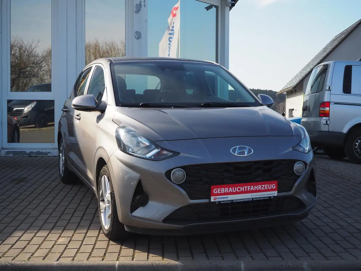 Hyundai i10 1.2 16V *Klima-AT*Apple/Android*SHZ*LHZ*ALU* Gris - 1