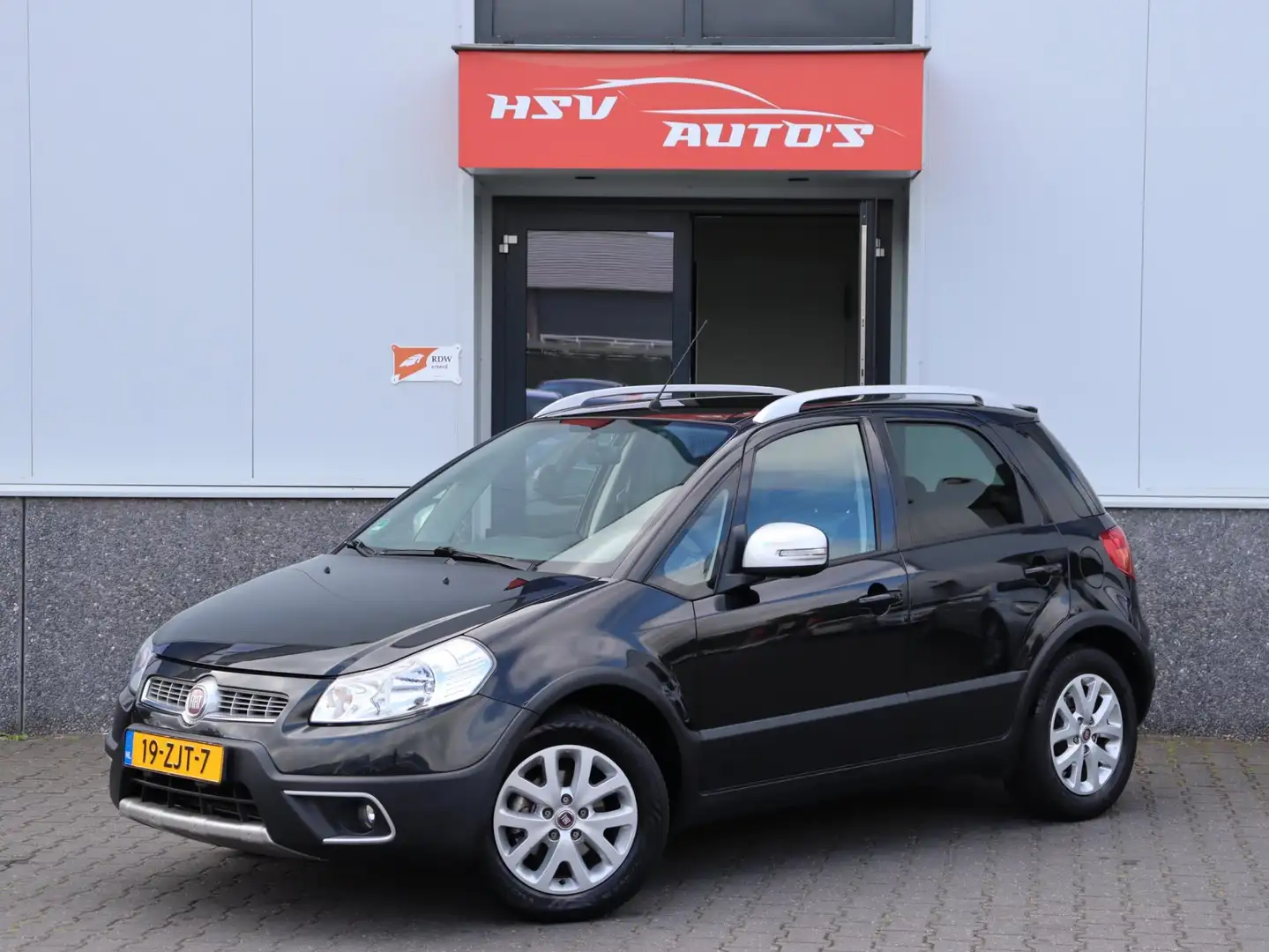 Fiat Sedici 1.6-16V Emotion airco LM 4-deurs org NL Negru - 1