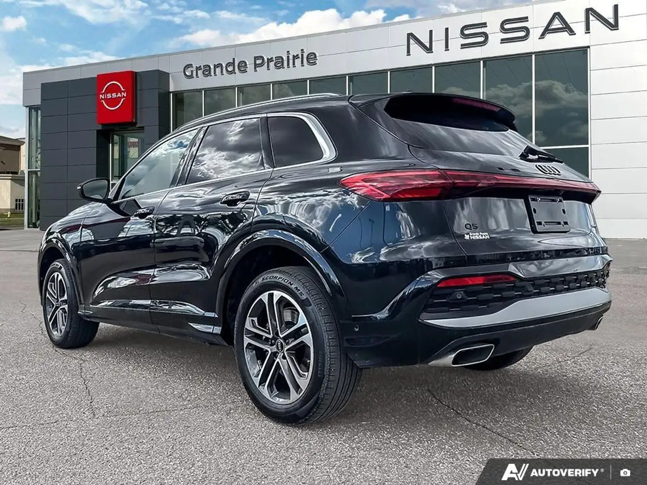 Audi Q5 снимка Audi Q5