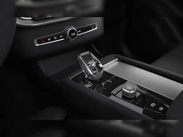 Volvo XC90 T8 Black Edition Ultra "Executive Edition" | Au... Ansicht 12