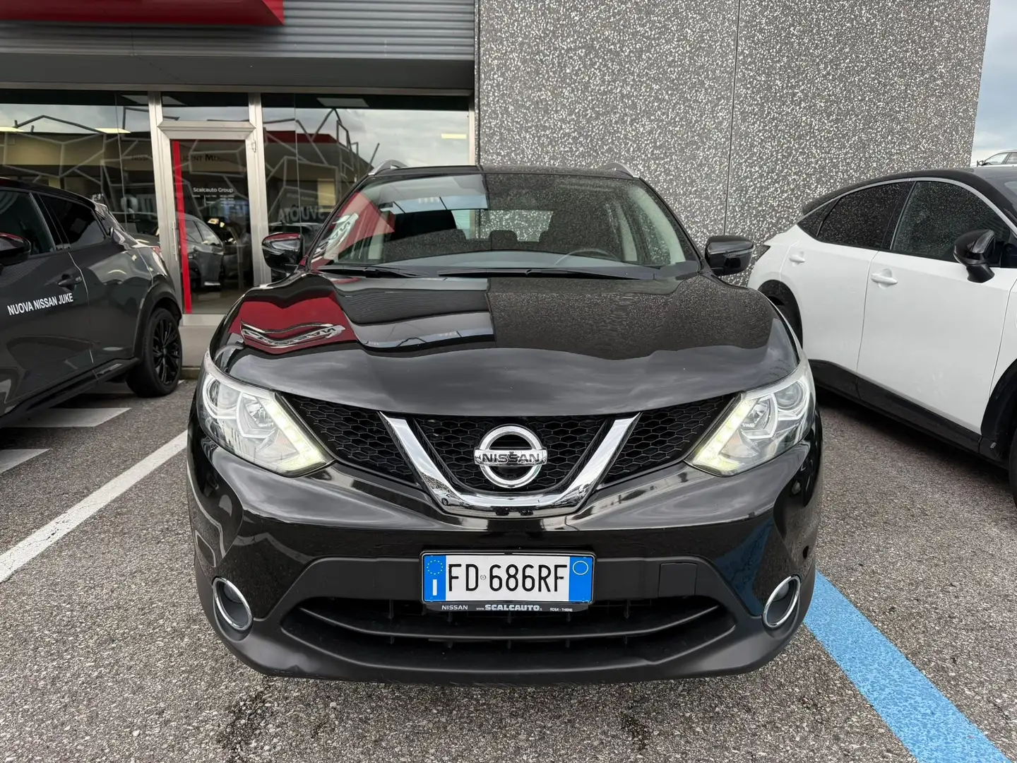 Nissan Qashqai Qashqai 1.5 dci Acenta 110cv E6 Чорний - 2